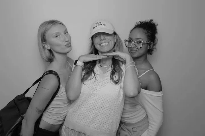 Black &amp; white, bold &amp; unforgettable 🖤✨ #WonderBoothAZ #GIFGoals #ArizonaEvents #ScottsdaleEvents #PhoenixEvents #TempeEvents #MesaEvents #ChandlerEvents #AZPhotoBooth #EventPhotobooth #PartyGoalsAZ #CaptureTheMomentAZ #AZEventRentals #EventI