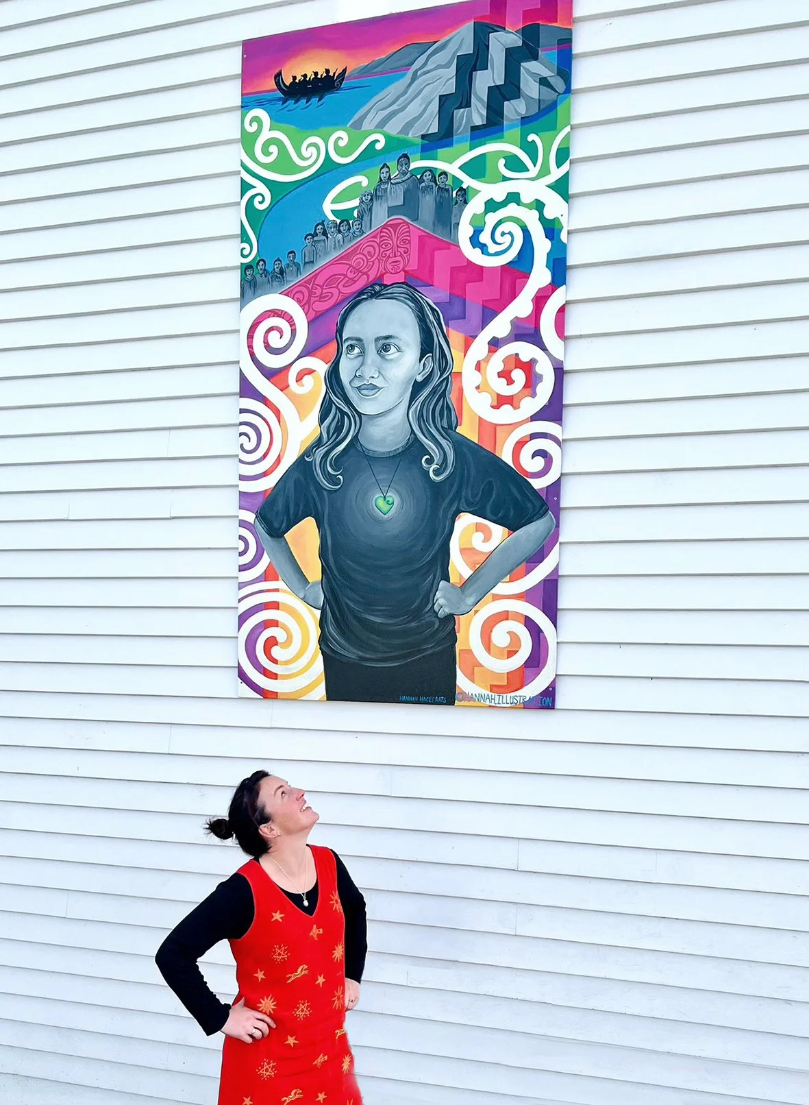 Me with Mural 20cm 150dpi rgb.jpg