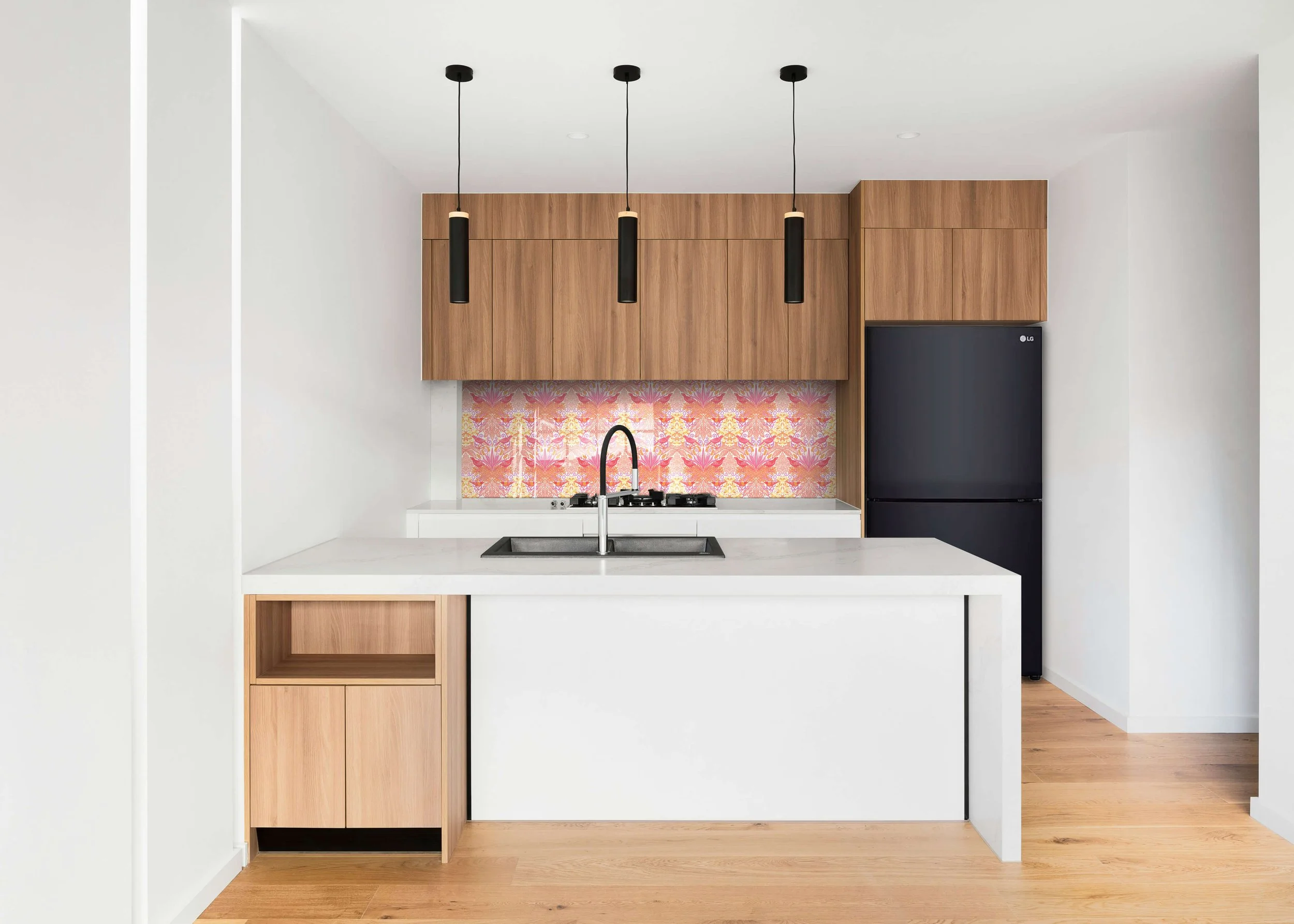 Wattle Bird Garden - Pink