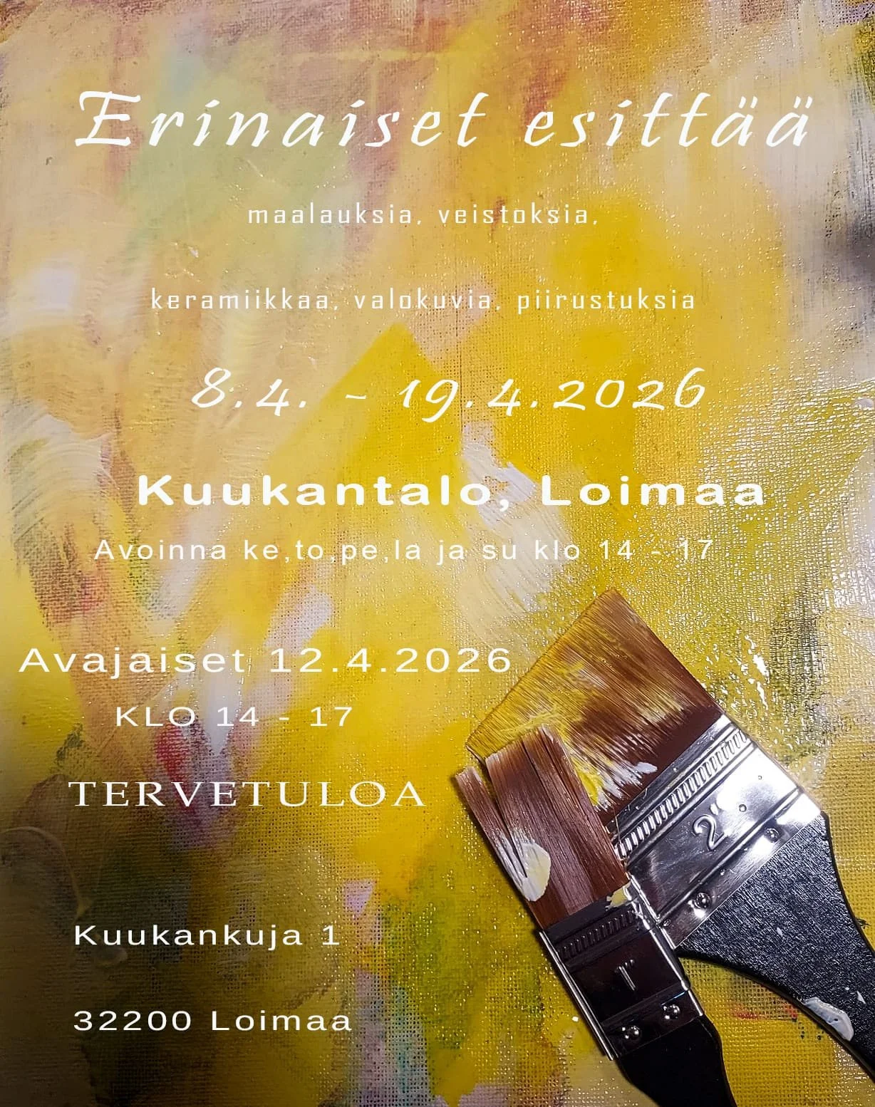 Erinaiset esittää