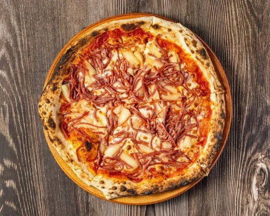AbbotsfordWoodfirePizza_GoldenPineapple_550x440.jpg