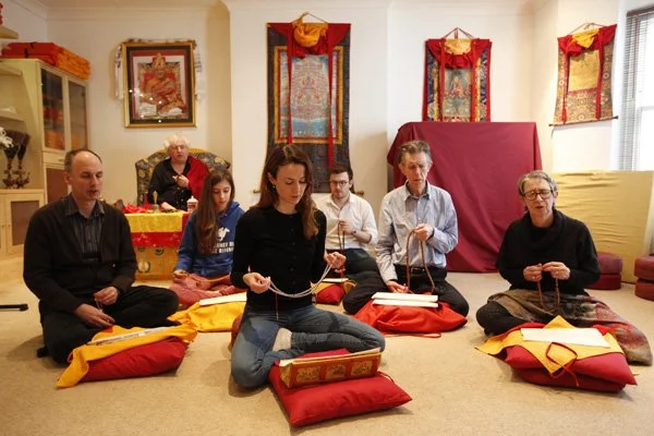 Connecting Oneself with Bodhisattva Activity