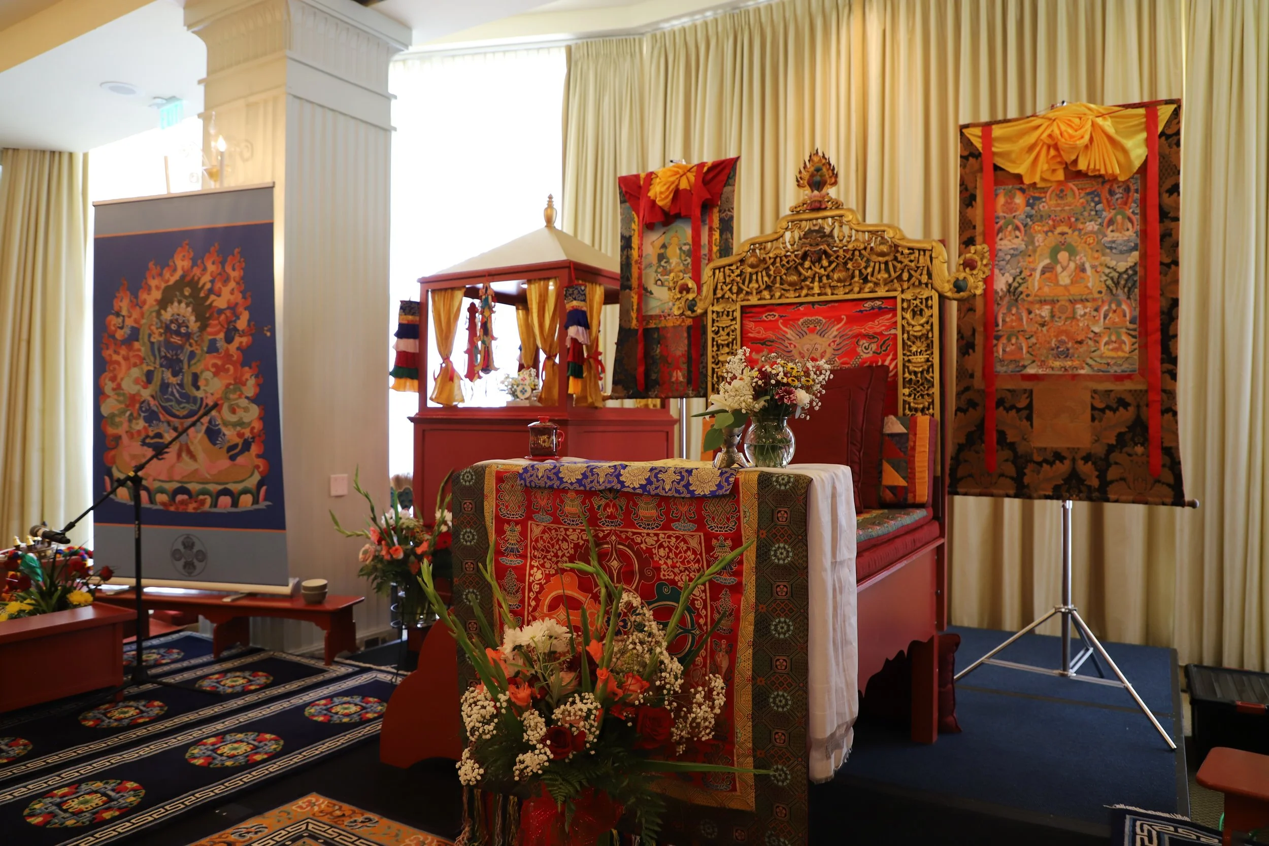 HH Sakya Gongma Trichen Dechen LA 2024 IMG_4804.JPG