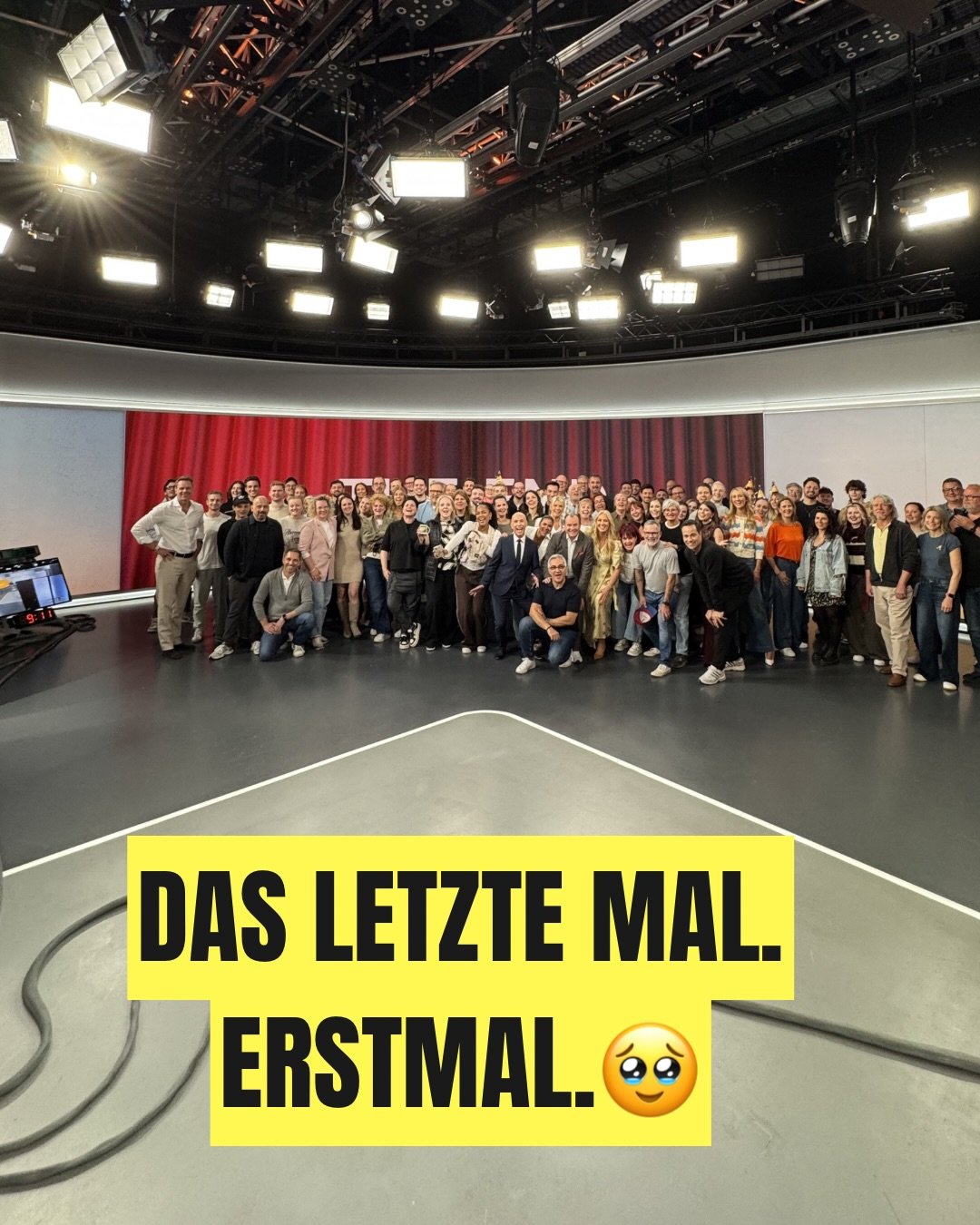 Das letzte Mal. Erstmal.

Heute Morgen lief @punkt6.rtl zum letzten Mal. Ich war dabei &mdash; wie so oft in den letzten Jahren. Mit einem gro&szlig;artigen Team,das ich vermissen werde. Mit Momenten die ich nie vergessen werde.

Kevin Costner war da