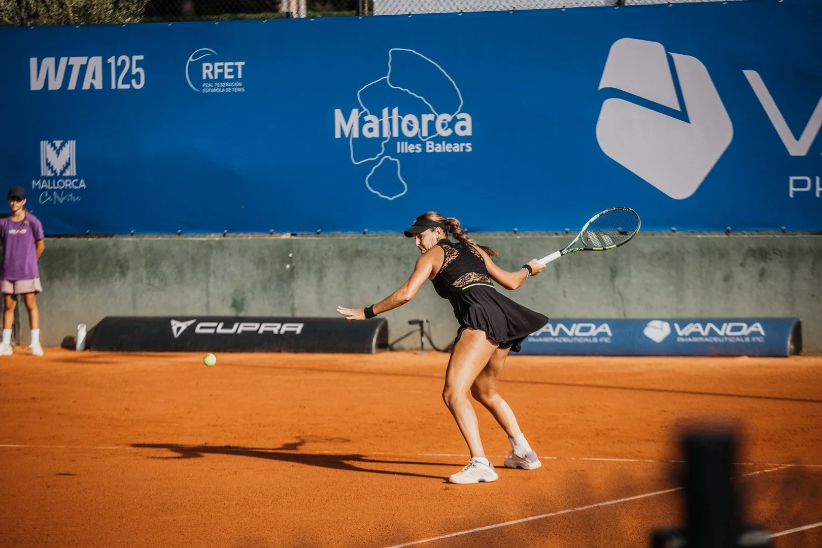 Lázaro se une a Geerlings en cuartos y Mintegi alarga la emoción en el Vanda Pharmaceuticals Mallorca Women's Championships&nbsp;