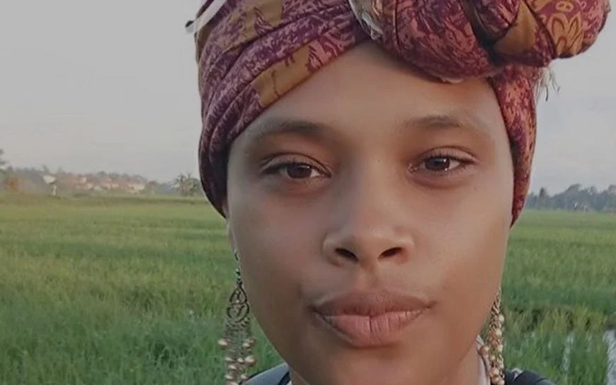 #29 - Esther Milanzi (Ubuntu): Radiating bread crumbs