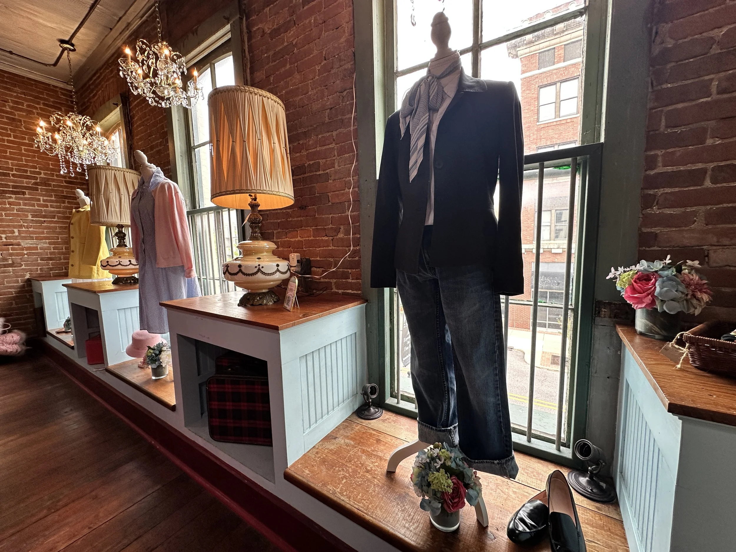 A New Home for Pre-Loved Style 