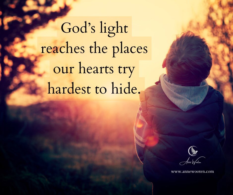 Is isolation protecting your heart? 💔
.
.
.
It can feel like it.

The mind says:
Stay guarded.
Don&rsquo;t risk being hurt again.

So we step back.
We grow quiet.
We convince ourselves distance will keep the pain away. 🛑

But isolation often streng