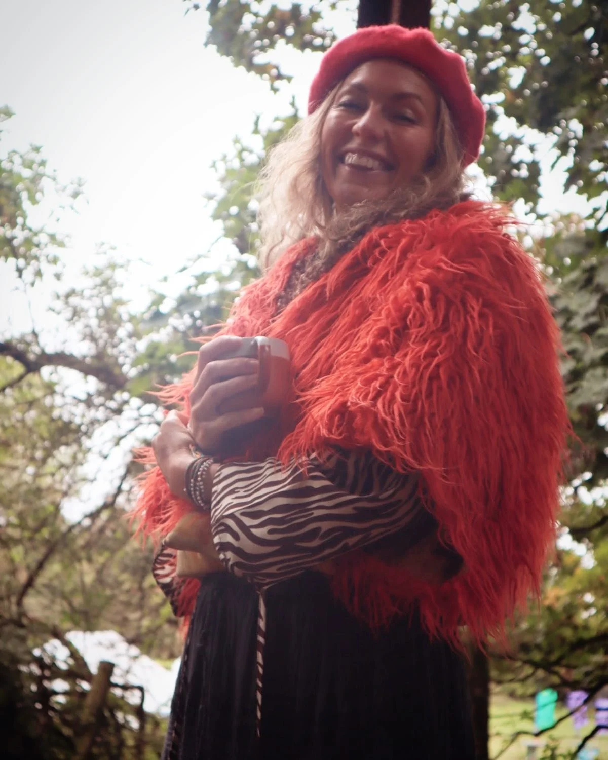 Some happy Heartspace faces! 

It takes bravery to show up open hearted, and all sorts of navigation to stay there&hellip;.but hey, we&rsquo;ve gotta try 😅🧡

We&rsquo;re definitely not perfect. We are just willing to show up - with all of our compl