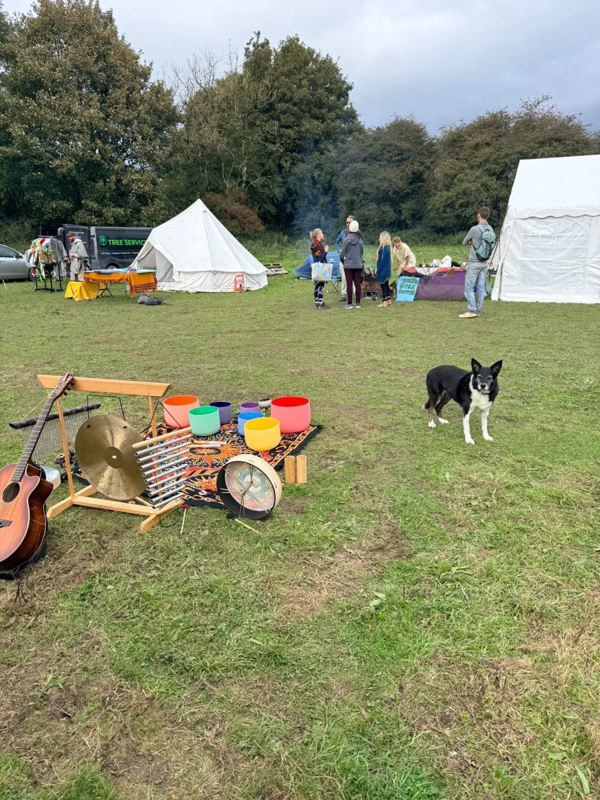 Some lovely pics taken last year by @melissasoundandsoul during Heartspace 

#gathering #soundhealing #doublerainbow #peaceinnature #soundbath