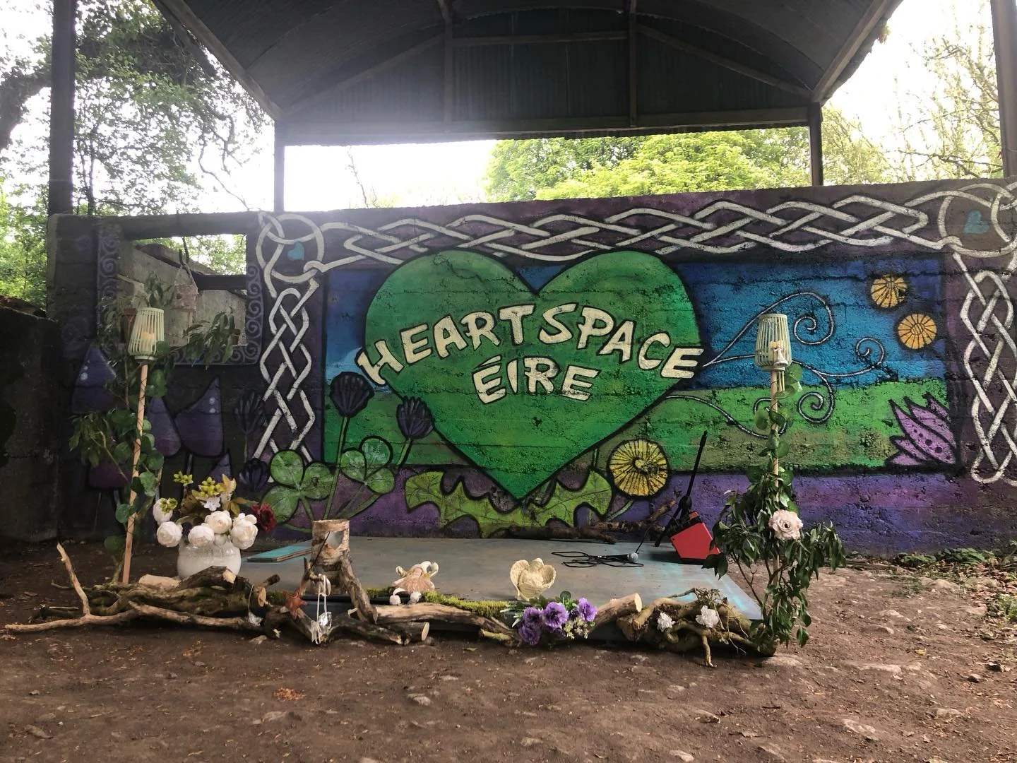 Our lovely May stage 💚🌳🌿

#may #bealtine #uisneach #celebrate #gathering