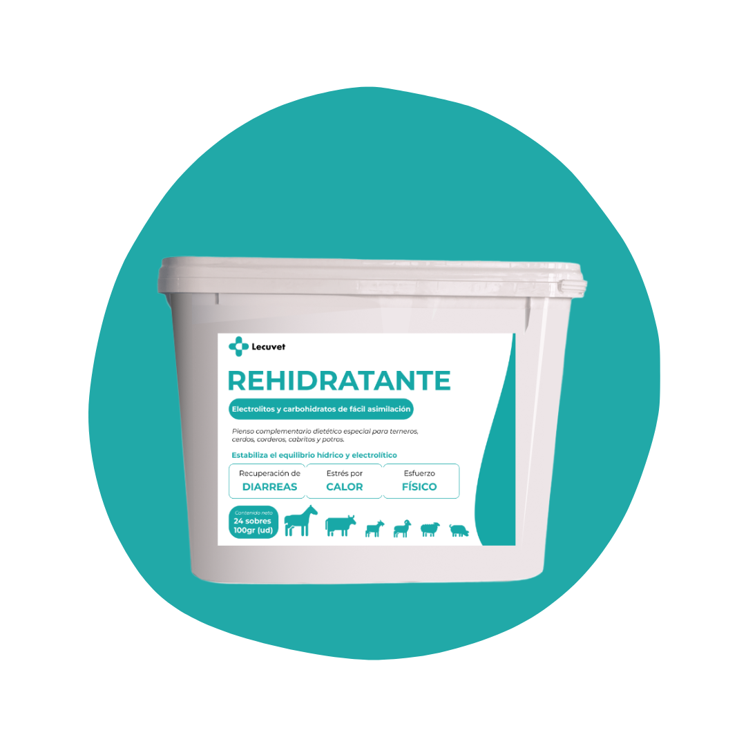 Envase blanco de rehidratante para animales, con etiqueta que indica que contiene electrolitos y carbohidratos de fácil asimilación, diseñado para recuperación de diarreas, estrés por calor y esfuerzo físico en vacas, cerdos, cabras y potros.
