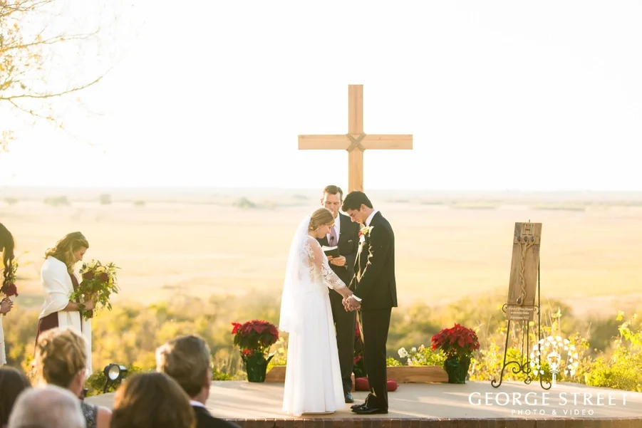 mesmerizing_bride_and_groom_at_wedding_ceremony.jpg.webp