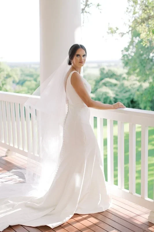 madison-bridal-on-viranda_orig+(2).jpg.webp