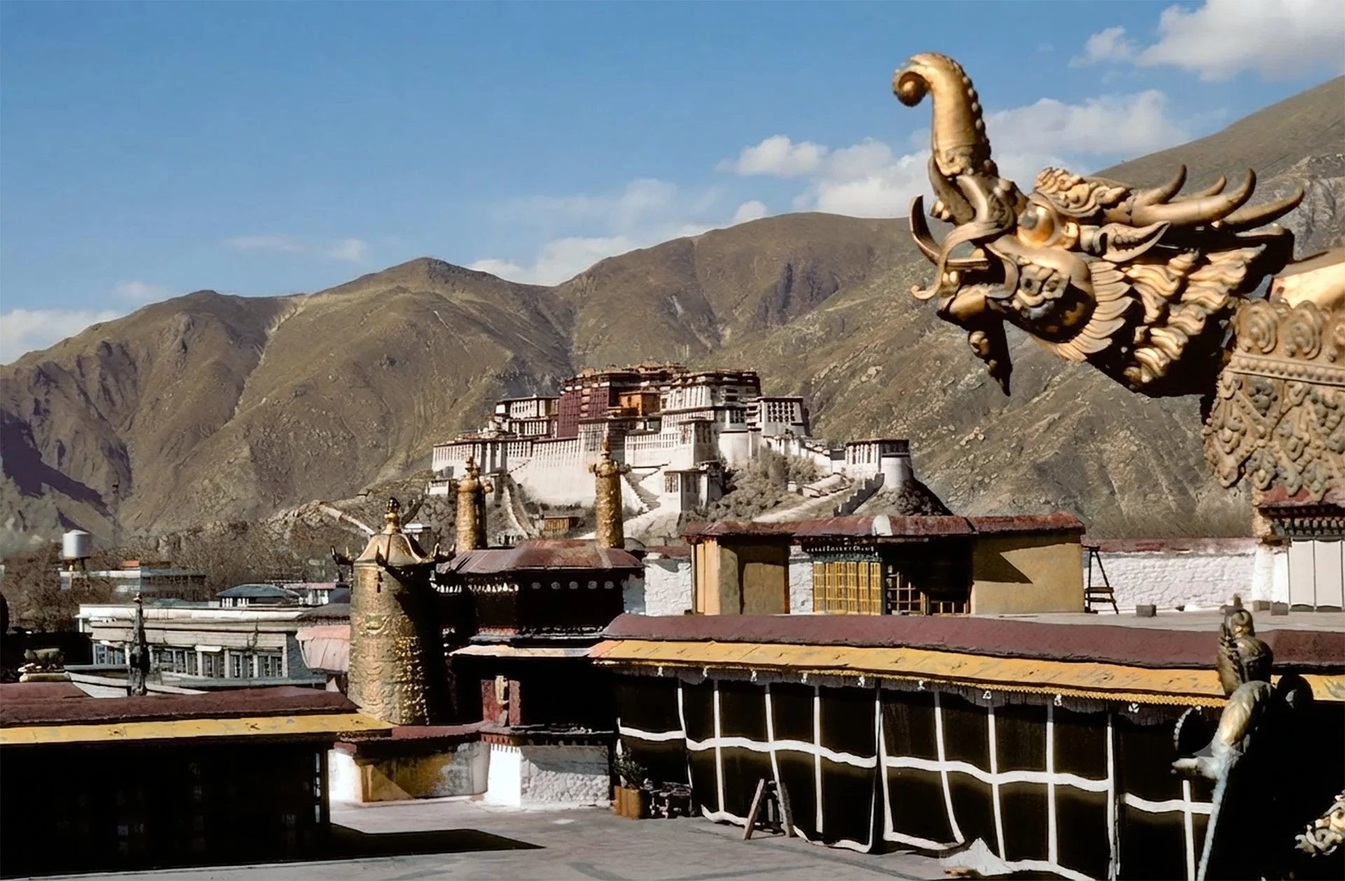 포탈라 궁 (Potala) (업로드 예정)