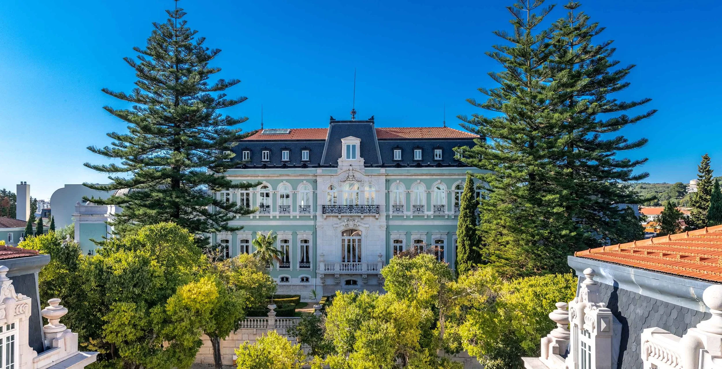 pestana-palace-lisboa-gallery-surroundings-building.jpg