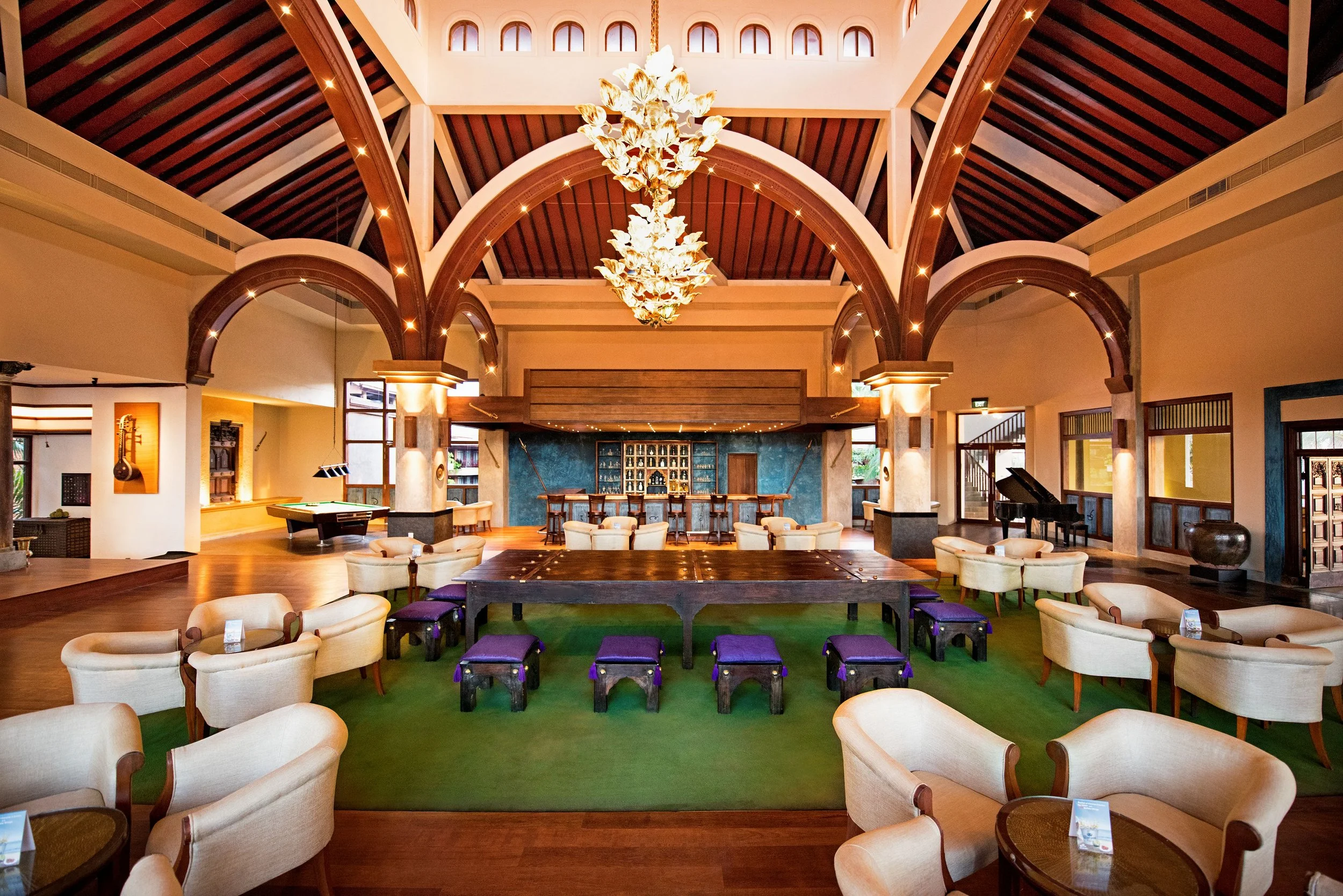 Hurricane Lounge Bar.jpg