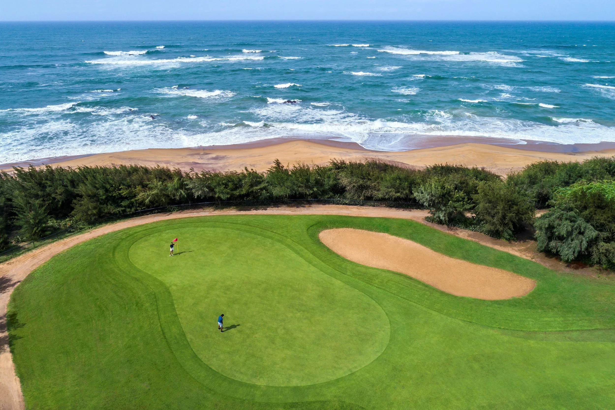 1k. Golf course - aerial.JPG