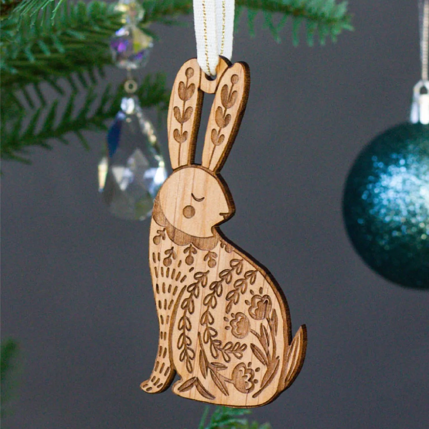 folk rabbit ornament.jpg
