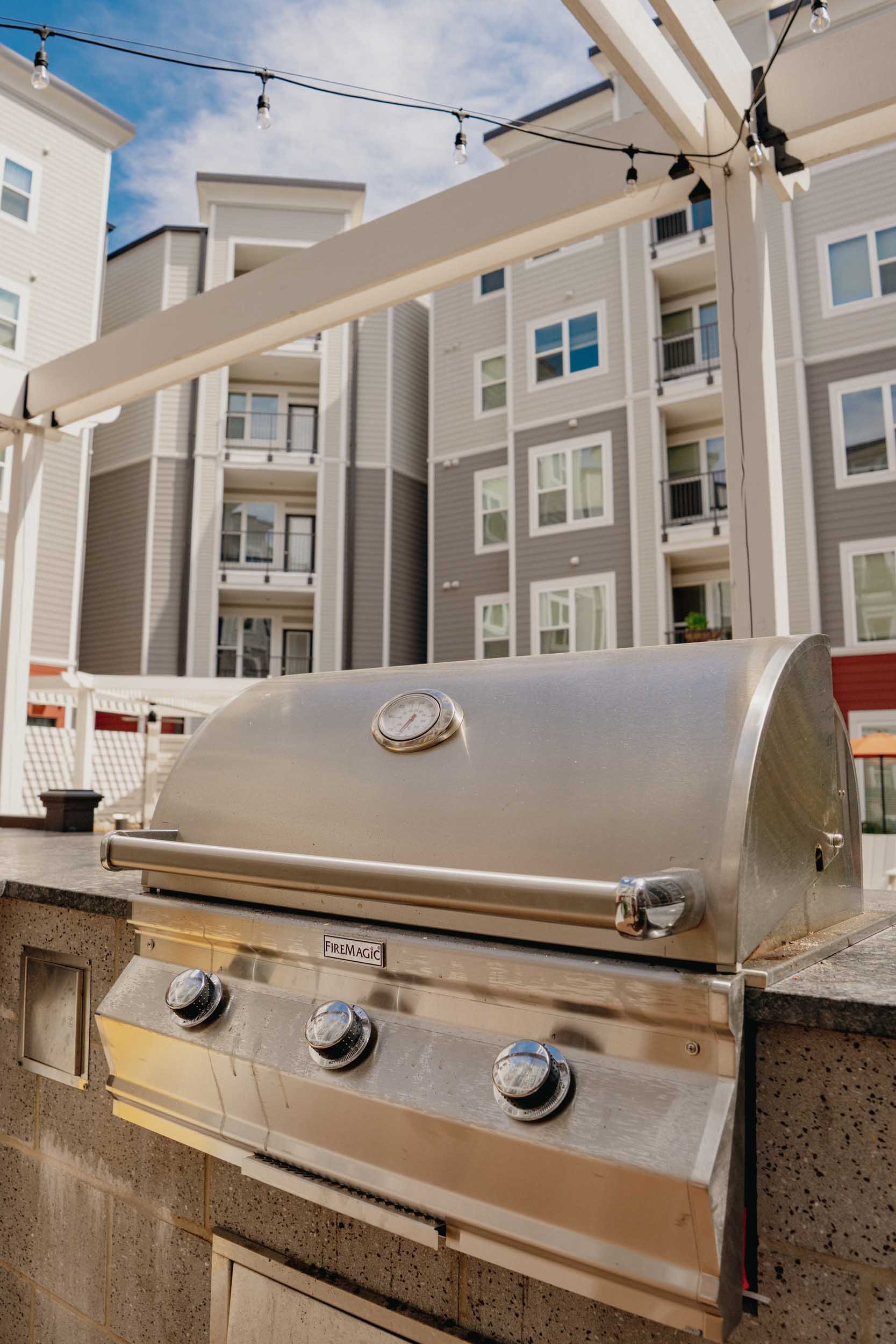 The Drake | Student Apartments near UNC Charlotte | Grilling Station