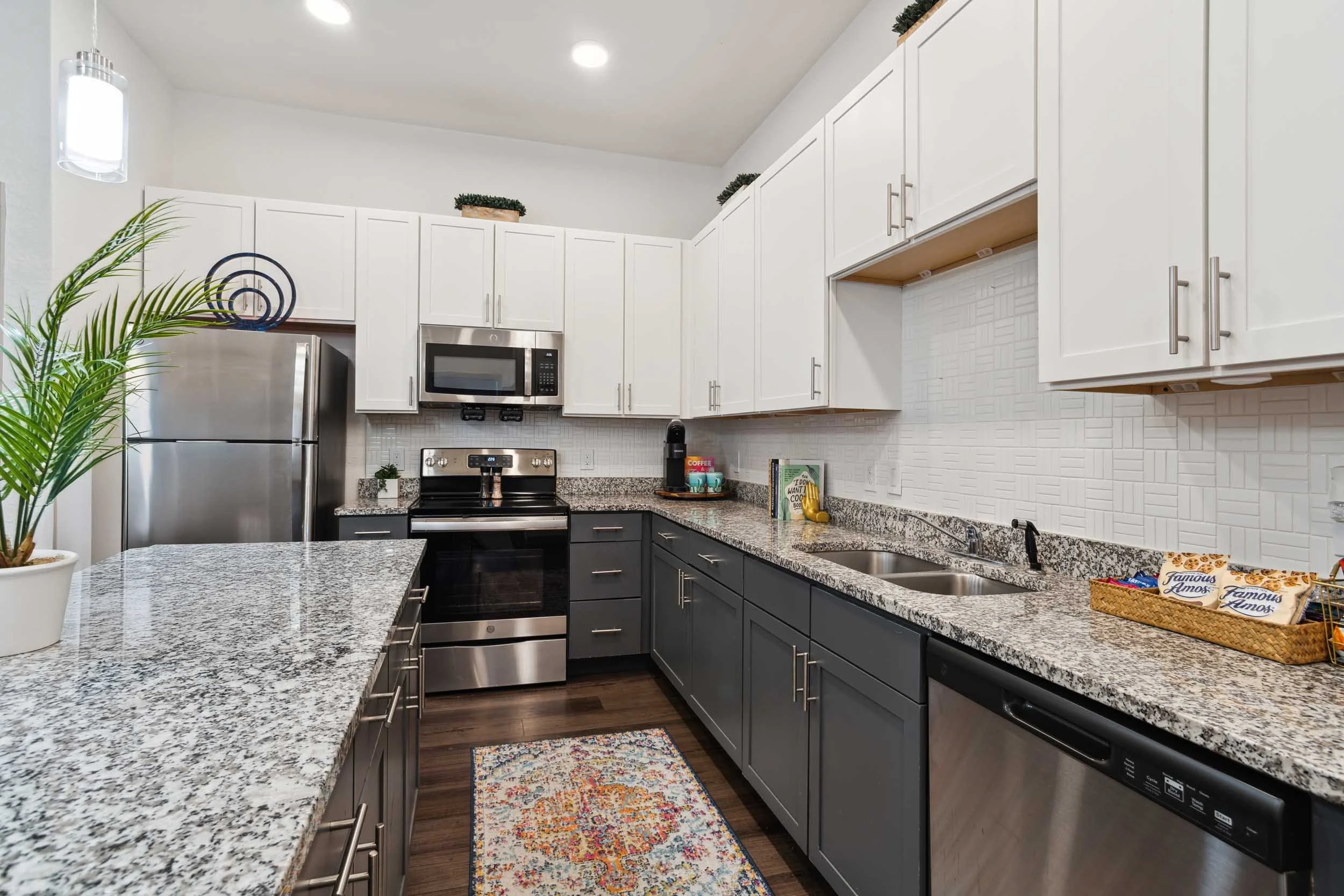 TheDrake - Kitchen.jpg