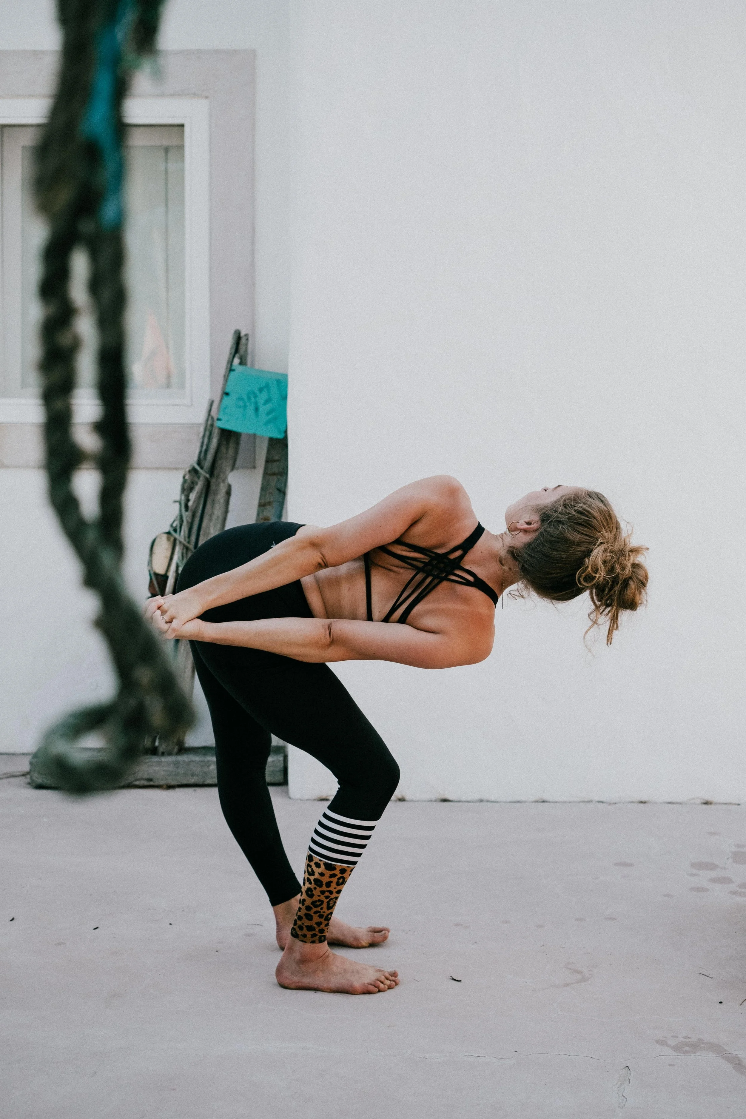luisadoerstel-yoga-fotografie-themomentkept-atheneadiapoulihariman-8.jpg