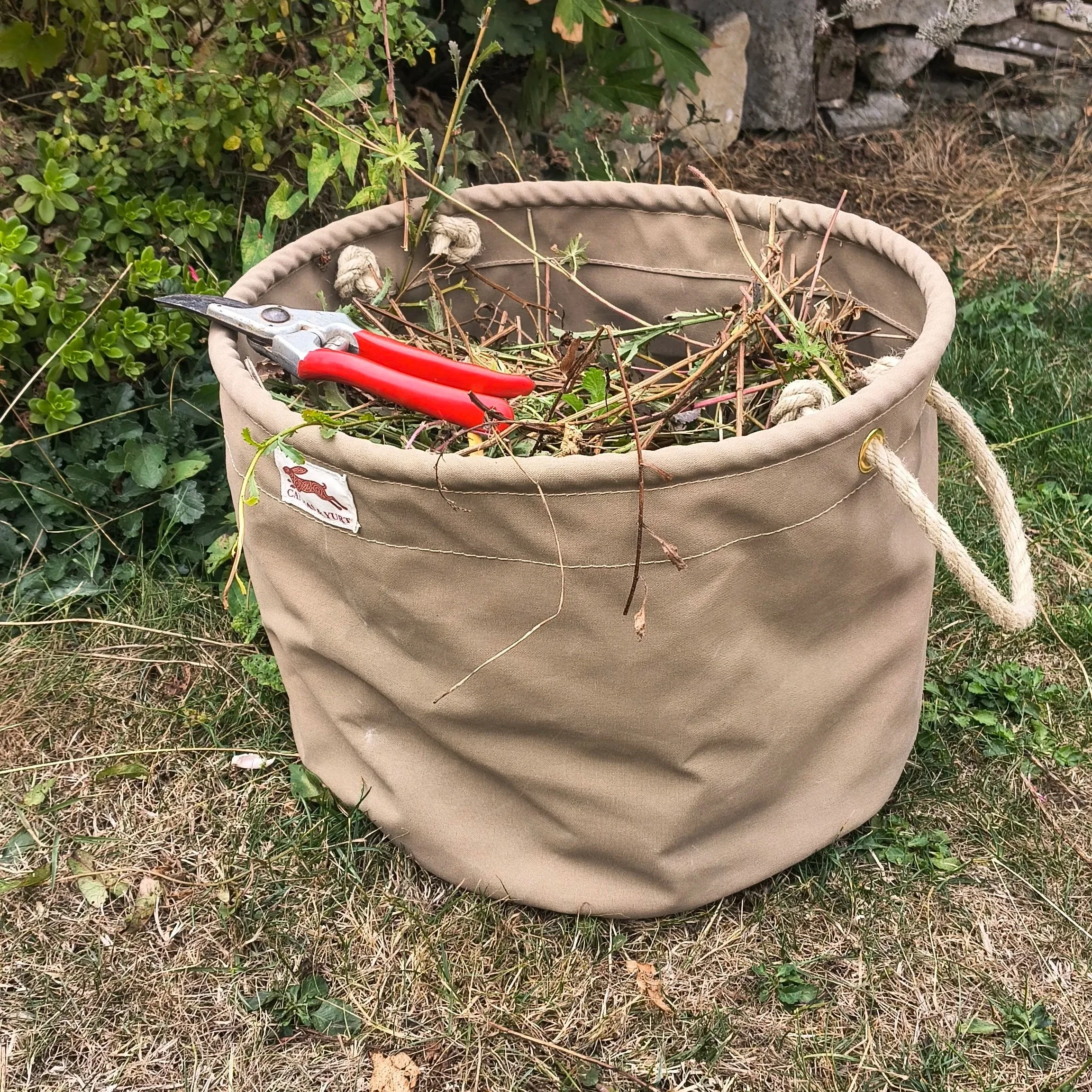 Log+Basket+Garden+3.jpg