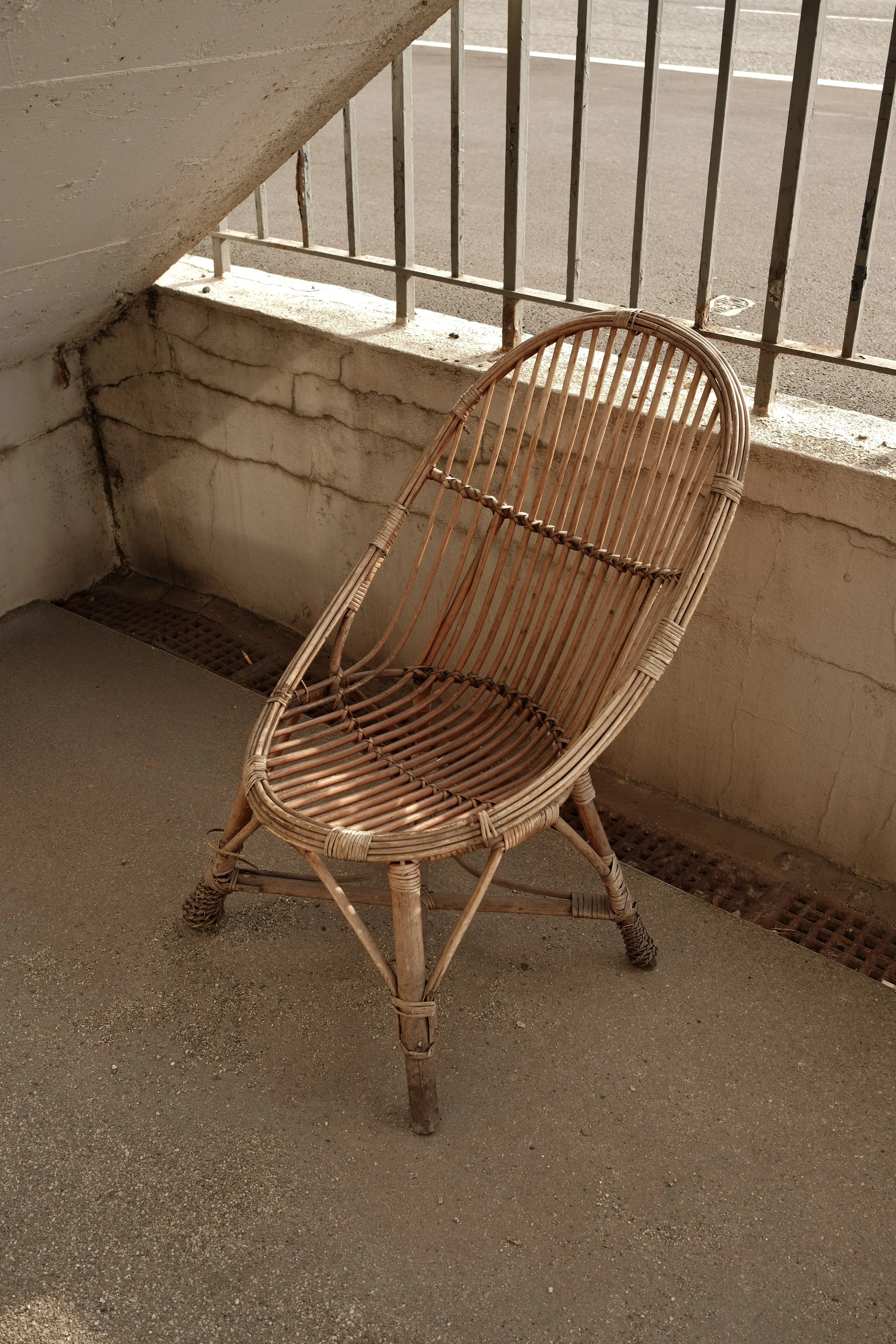 CHAIR_10.jpg