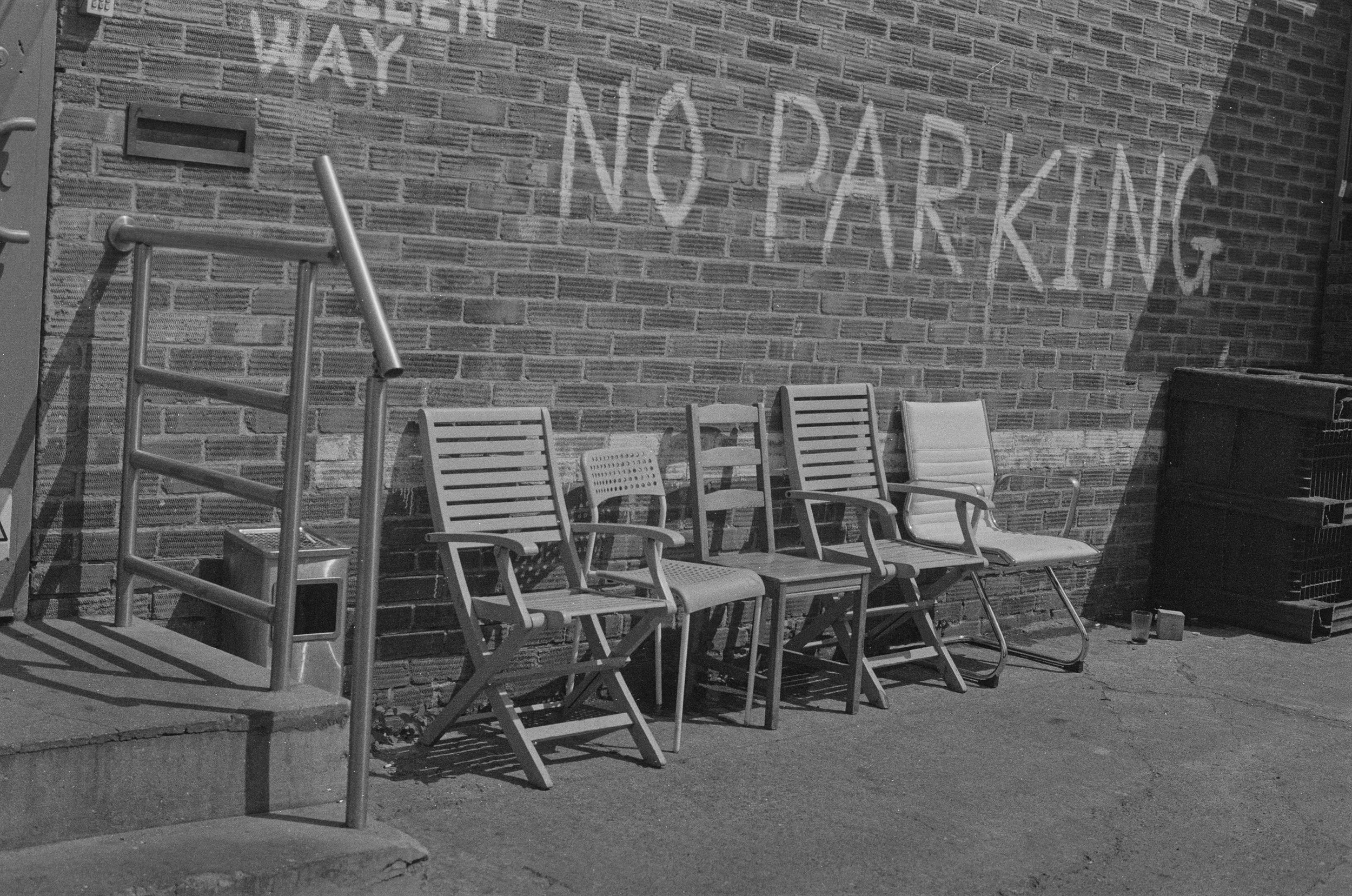 CHAIR_03.jpg