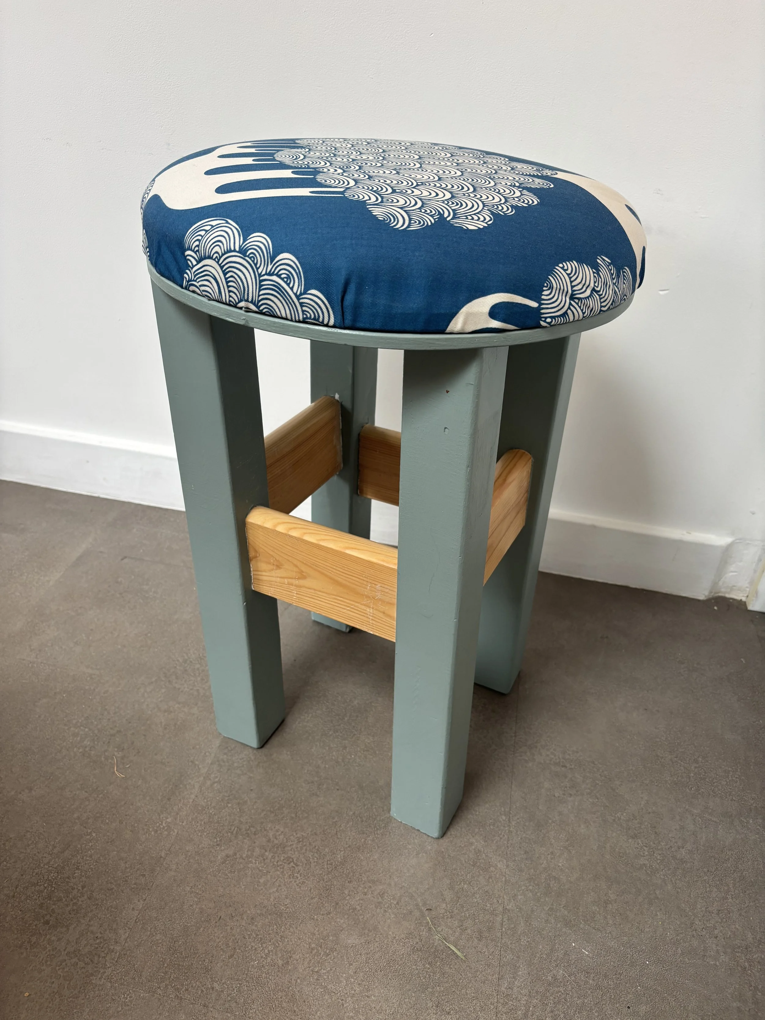 stool-made-by-student-at-oplc-4.jpeg