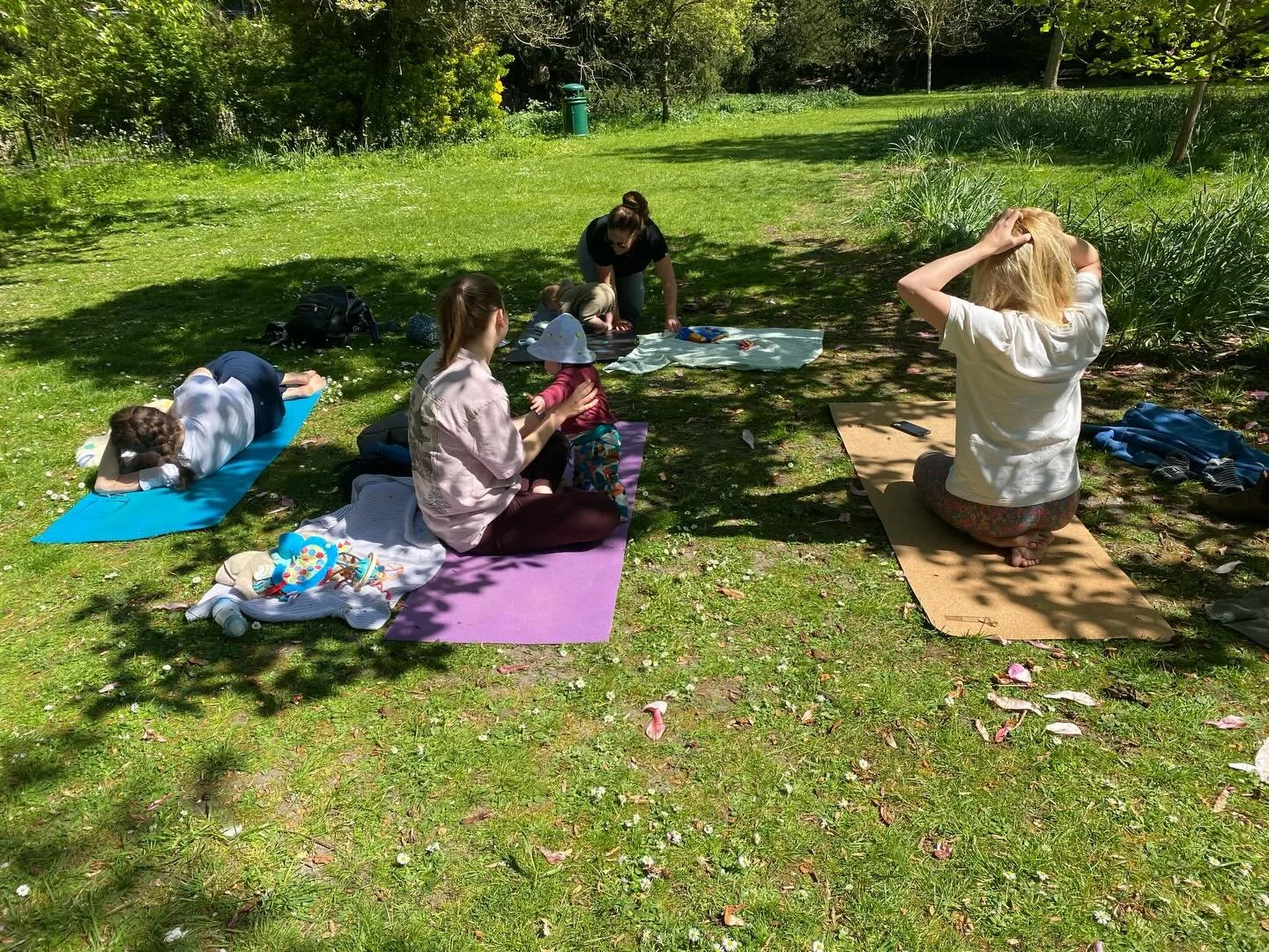 The first outdoor session for mum n baby yoga held in the park 🍃🌼. What joy! Led by warm conversation, held by nature, moving with the breeze &amp; blue skies overhead!  Please share with new mums who could benefit - you&rsquo;d be welcome to join 
