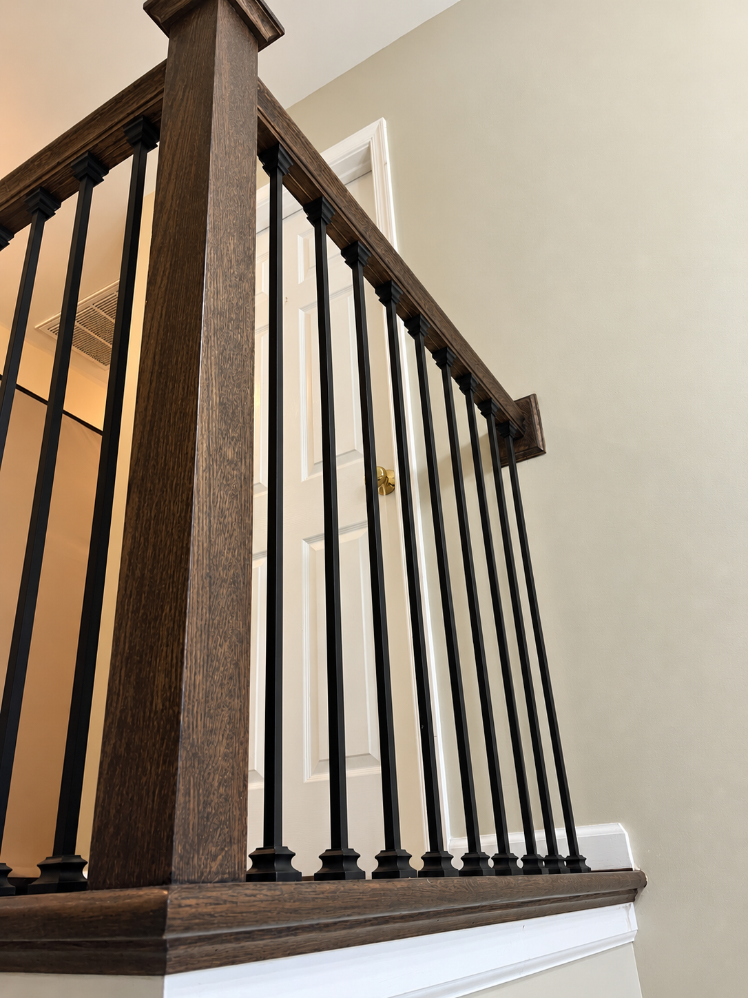 KingCourt-balusters.png