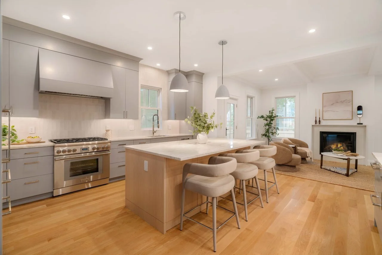 50 Sacramento Interior.jpg
