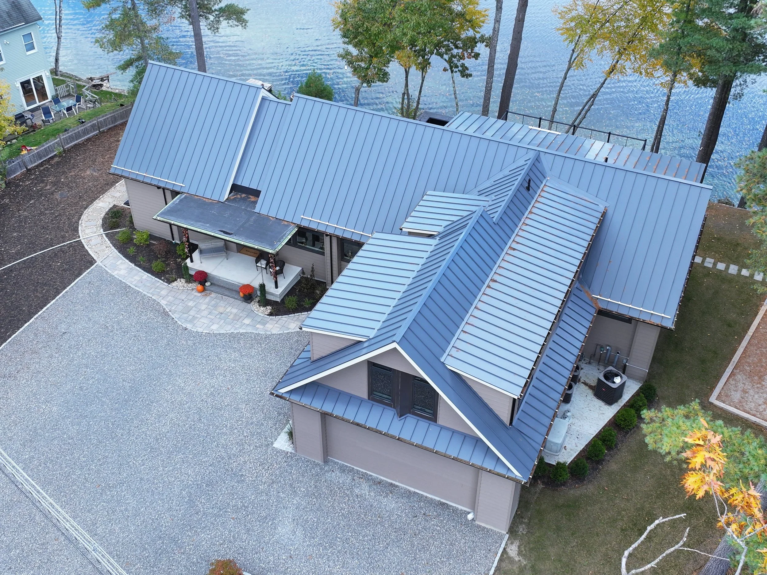 Stow,+MA+Modern+Lakehouse+7.webp