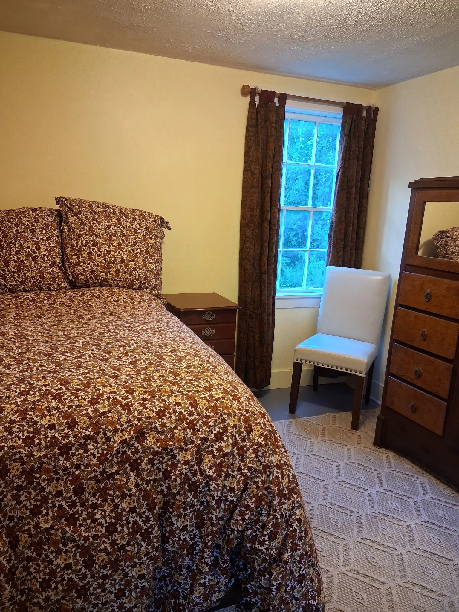 Yellow Room - Co-Living House