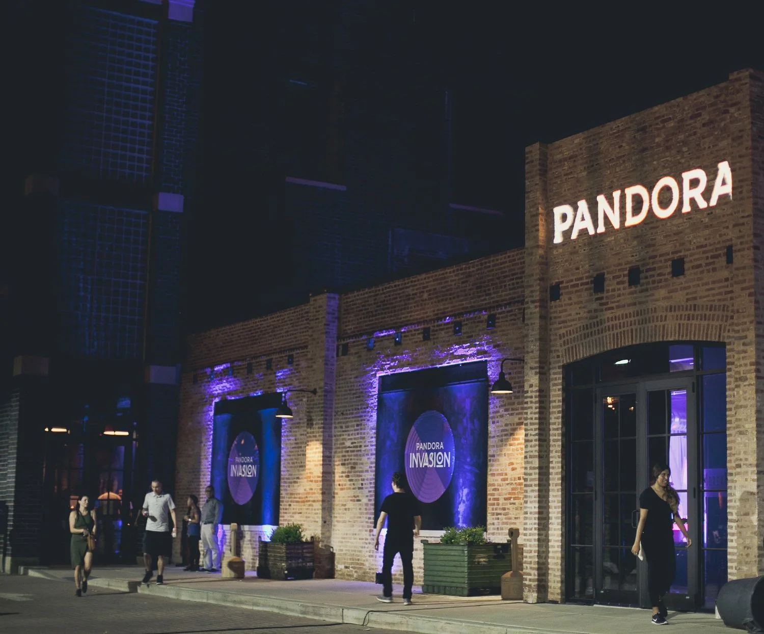 Exterior-1.jpg