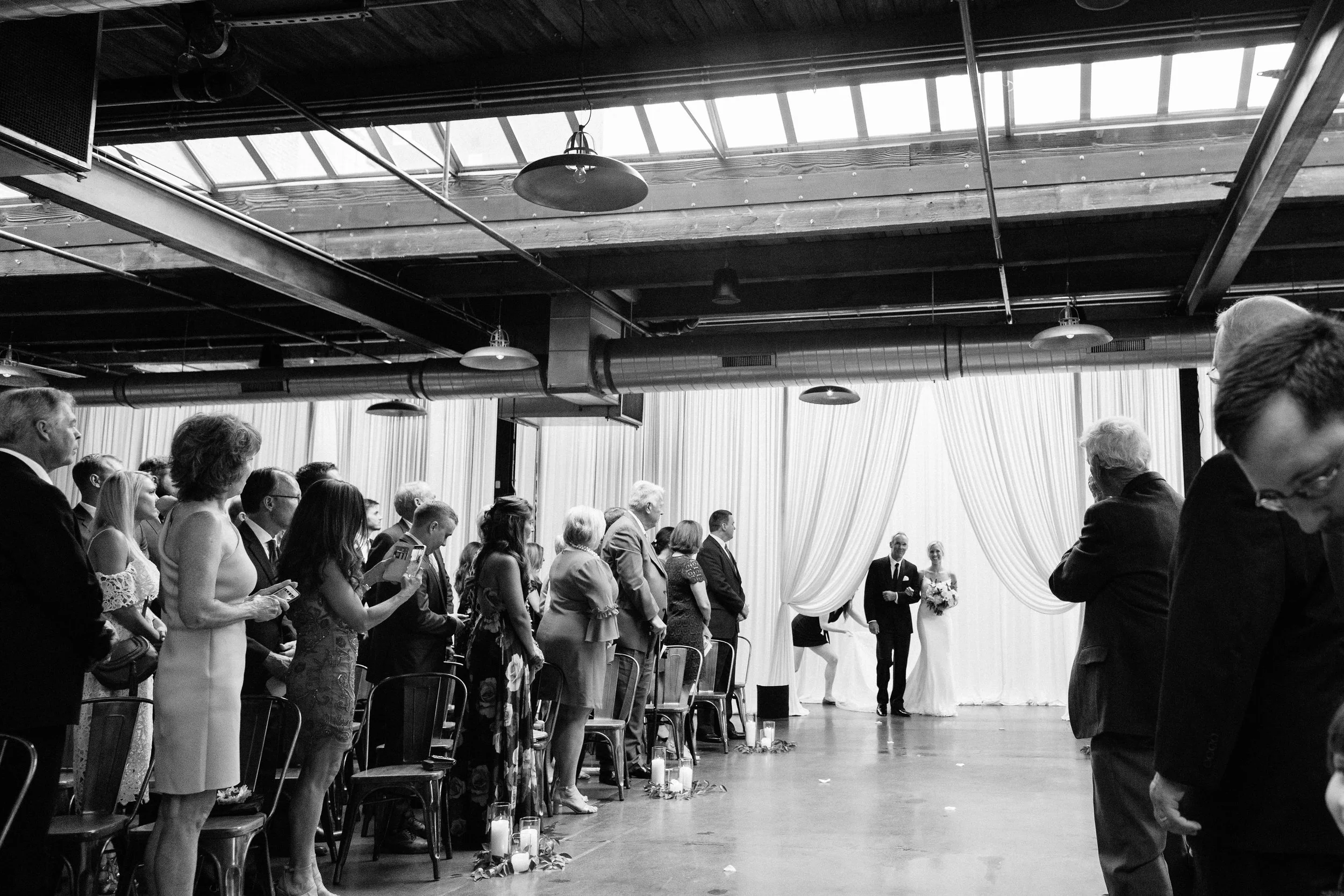 Chicago_wedding_venue_loft-21.jpg