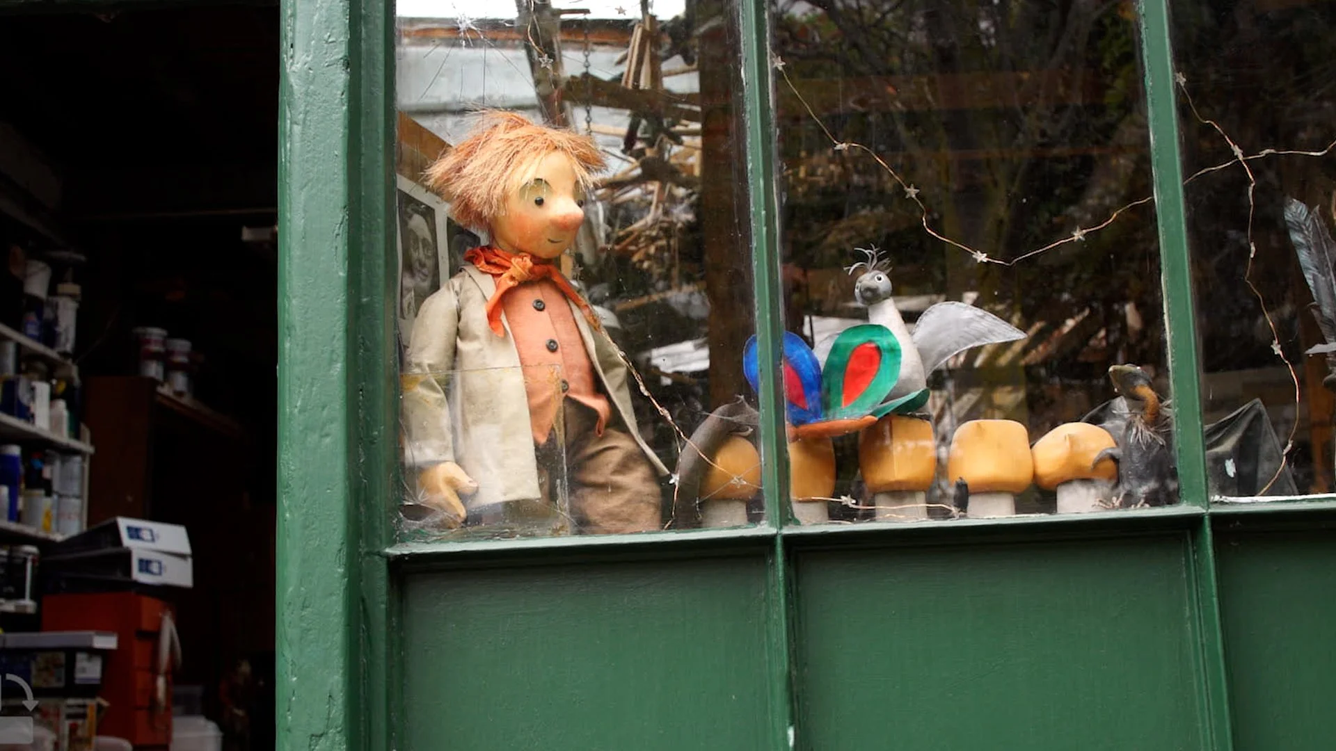 Lydnie Wright. Little Angle Theatre. Untangling Film.