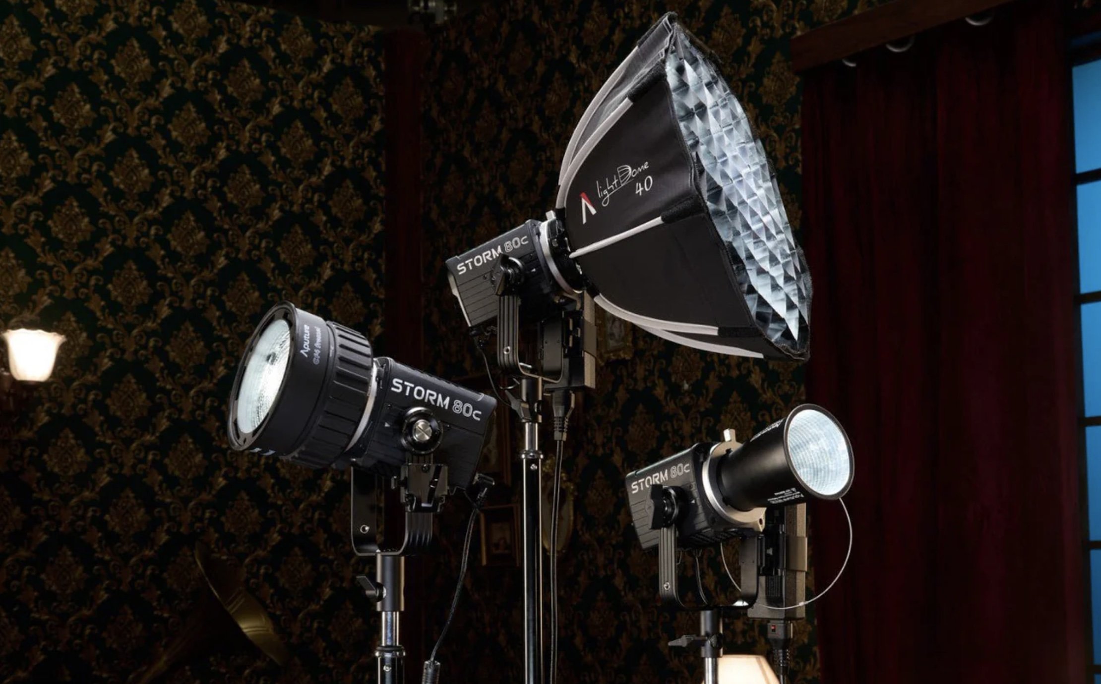 2 ✖️ Aputure storm 80c with full kits(dome, fresnel, barn door )