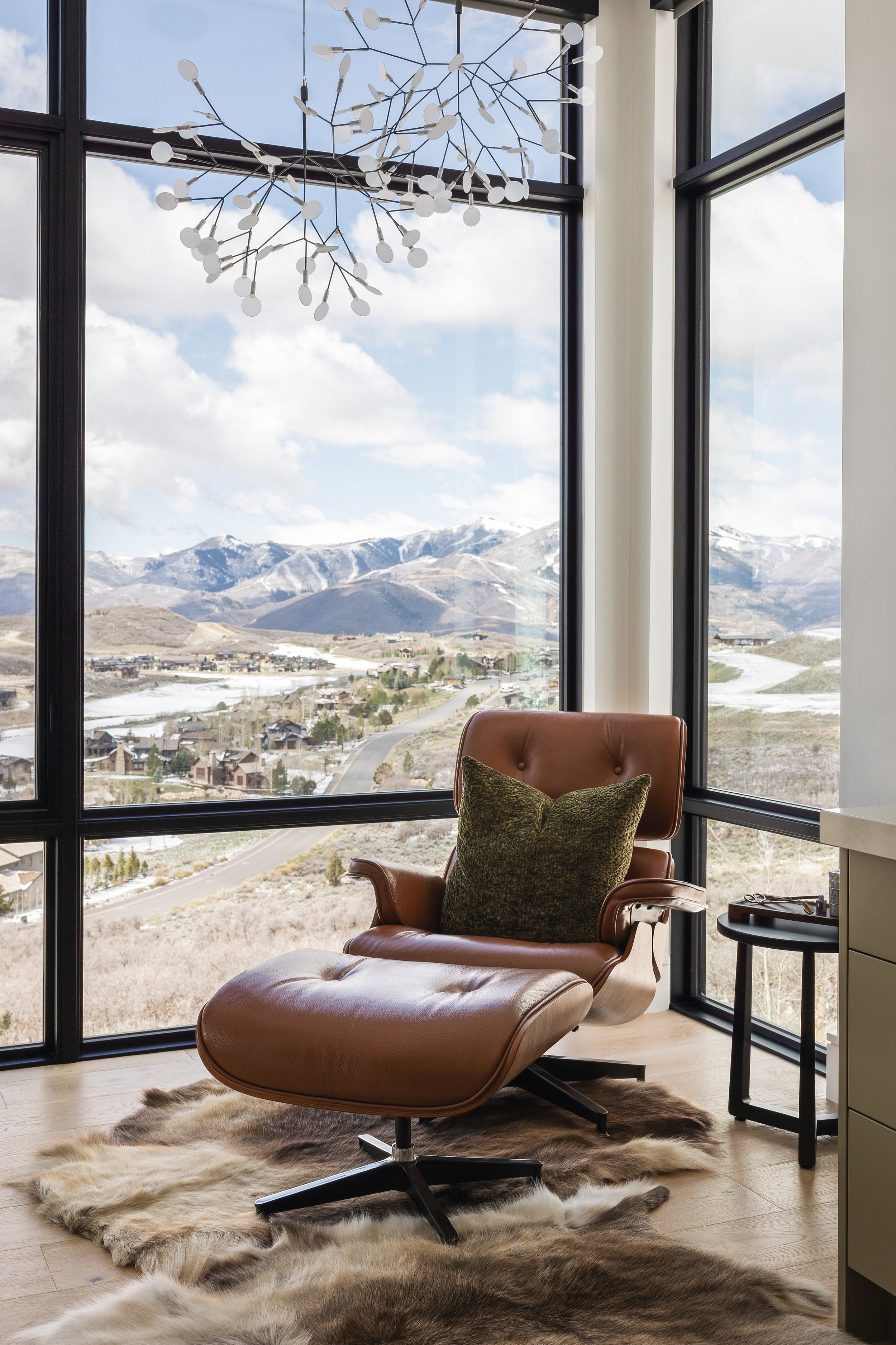 Bouchard Design Collective_Mountain Views Project_ Modern Contemporary (8).jpg