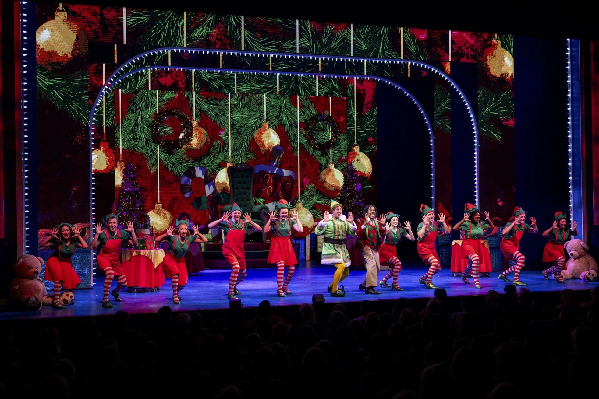 2025-11-21_Tuacahn_Elf_LeavittWells-212 2.JPG