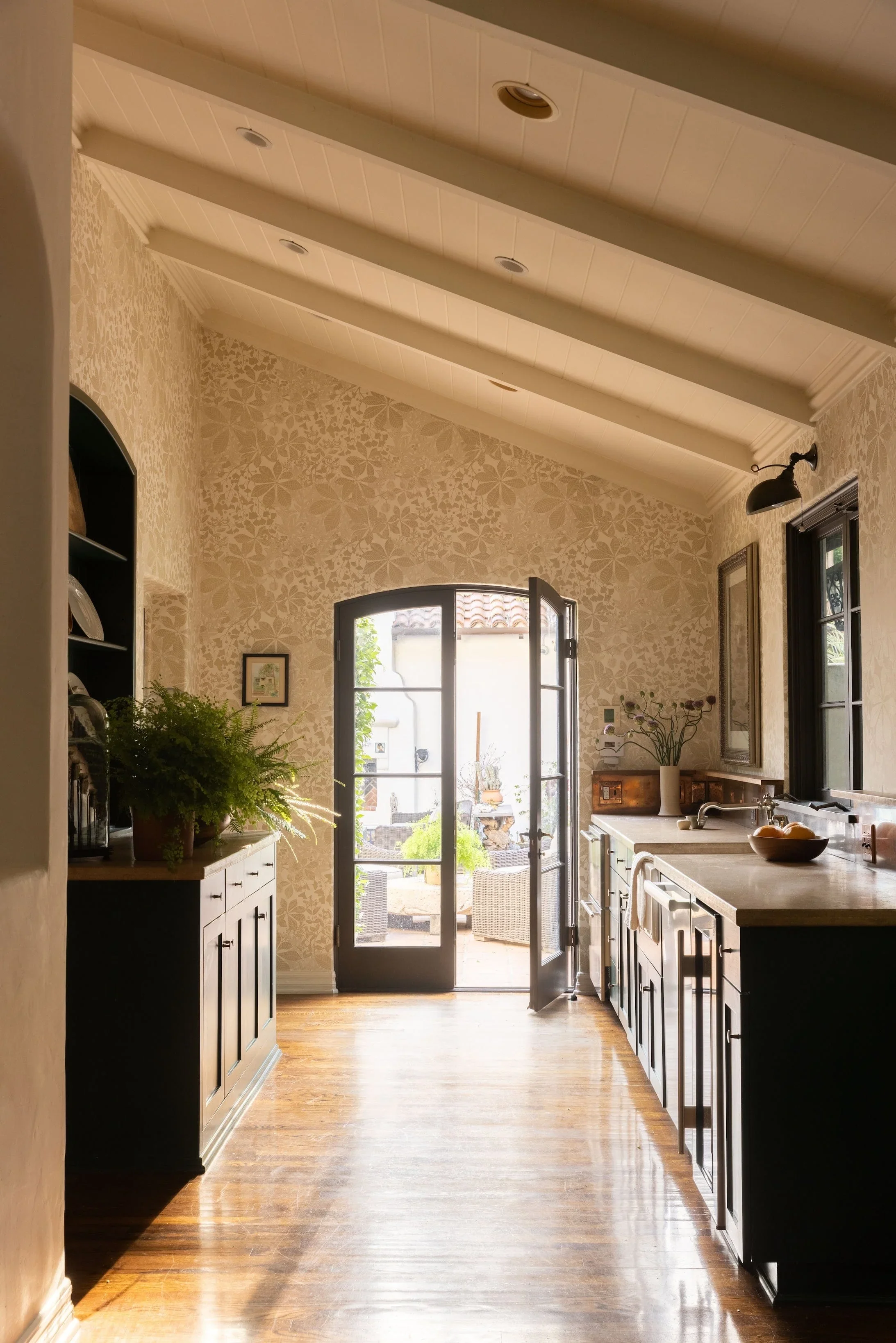 2666-aberdeen-ave-virtually_here_studios-low_res-11.webp