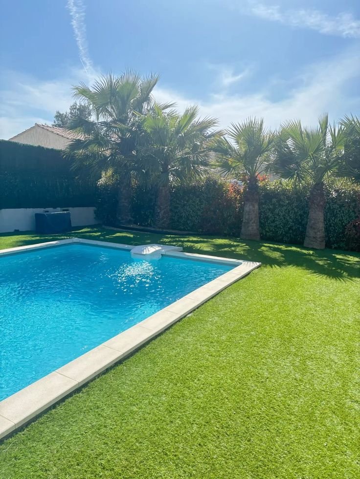 Mantenimiento y Otros Servicios