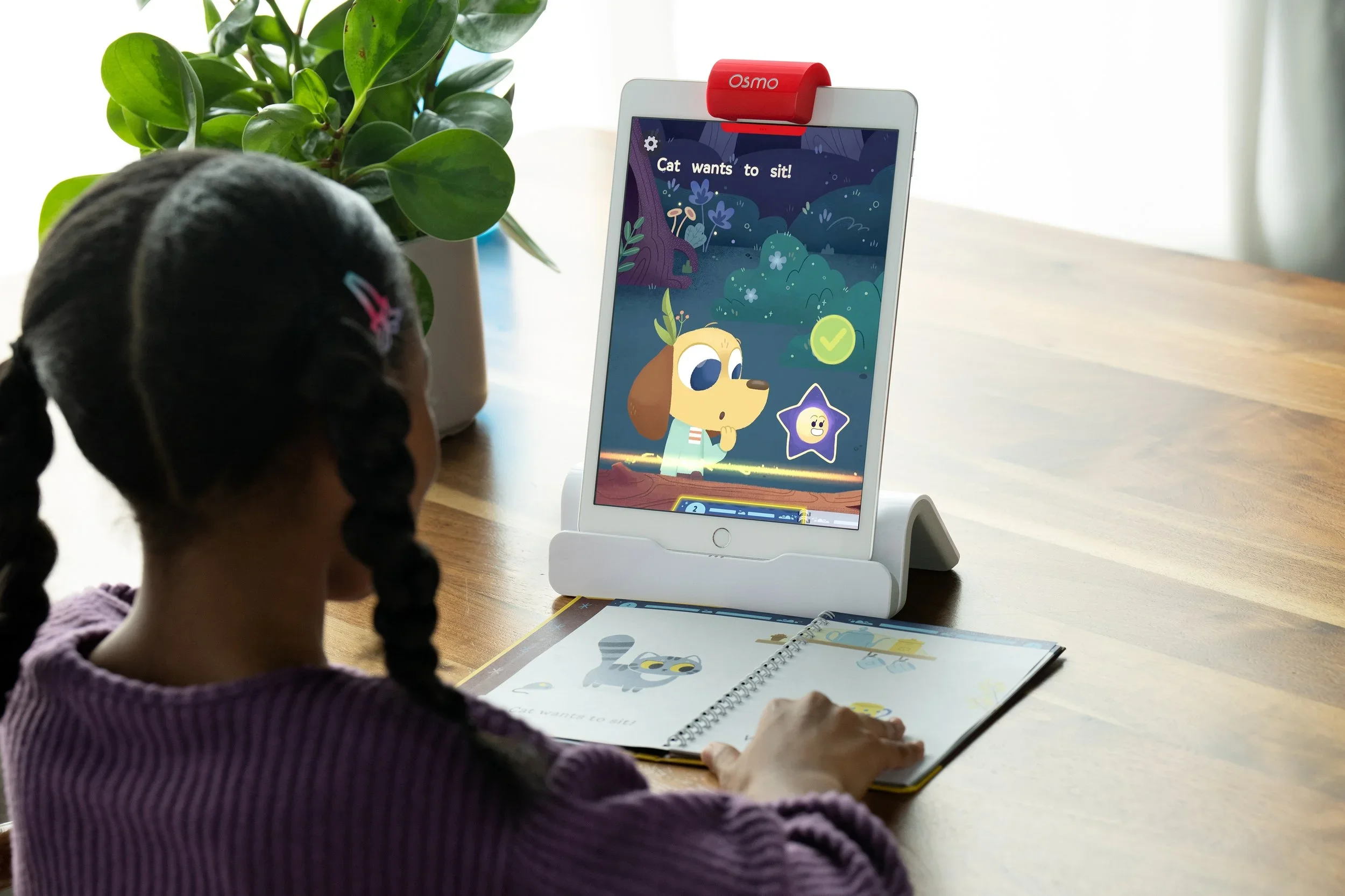 20220429_Osmo_Isa_Reading+Adventure_Emily+Shur_01194-1.webp