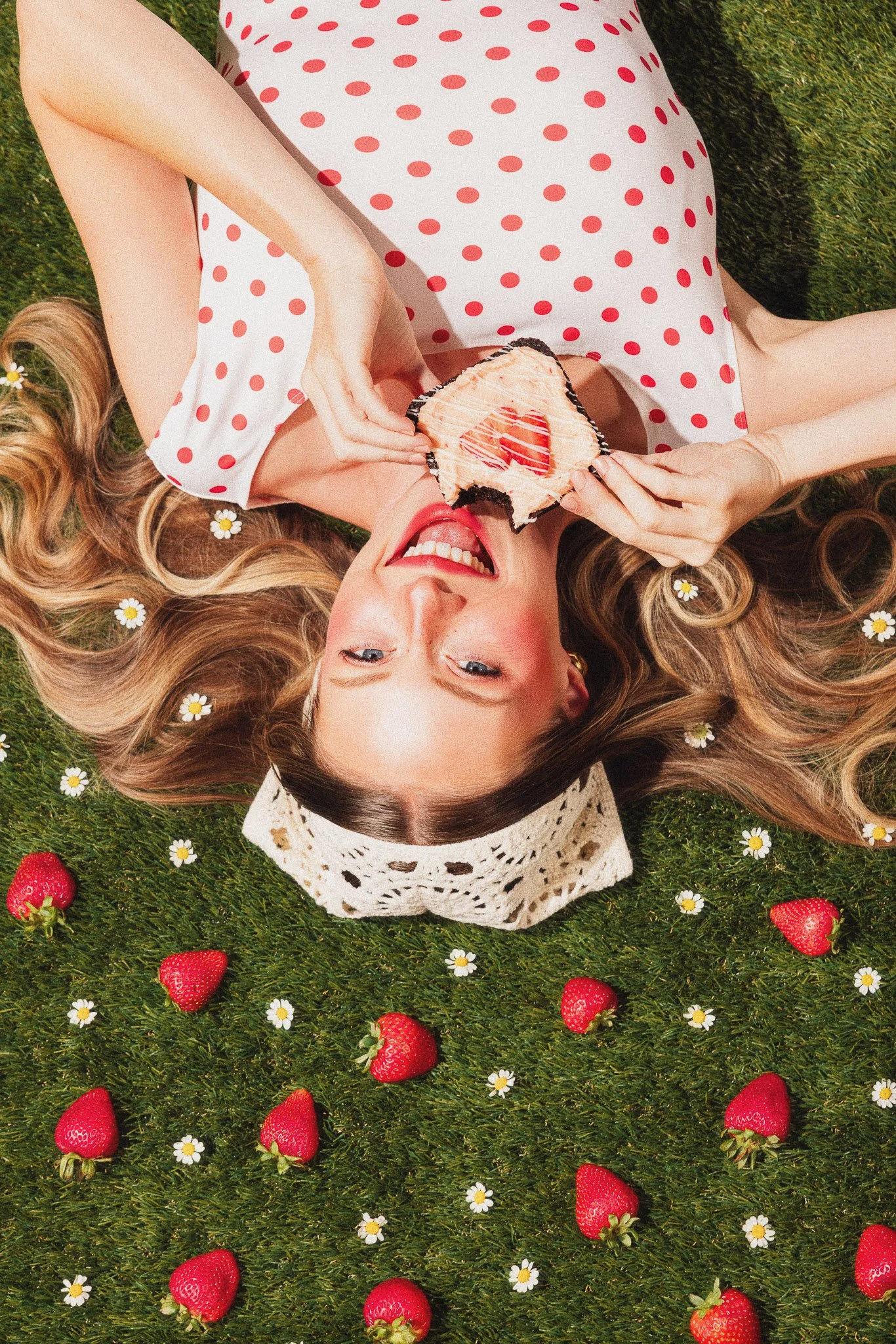 StrawberryCampaign_2025_16_WEBSIZE.jpg