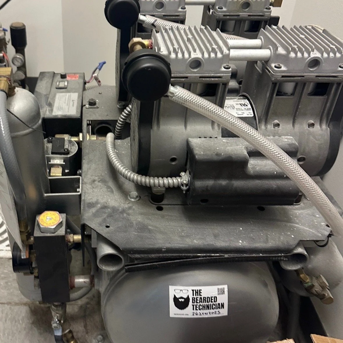 I spy with my little eye..... 👀
A sticker that&rsquo;s more reliable than your memory after lunch break.
It&rsquo;s our &ldquo;last serviced&rdquo; sticker, so even months from now, you&rsquo;ll know exactly when you'll need to call us again. 😉