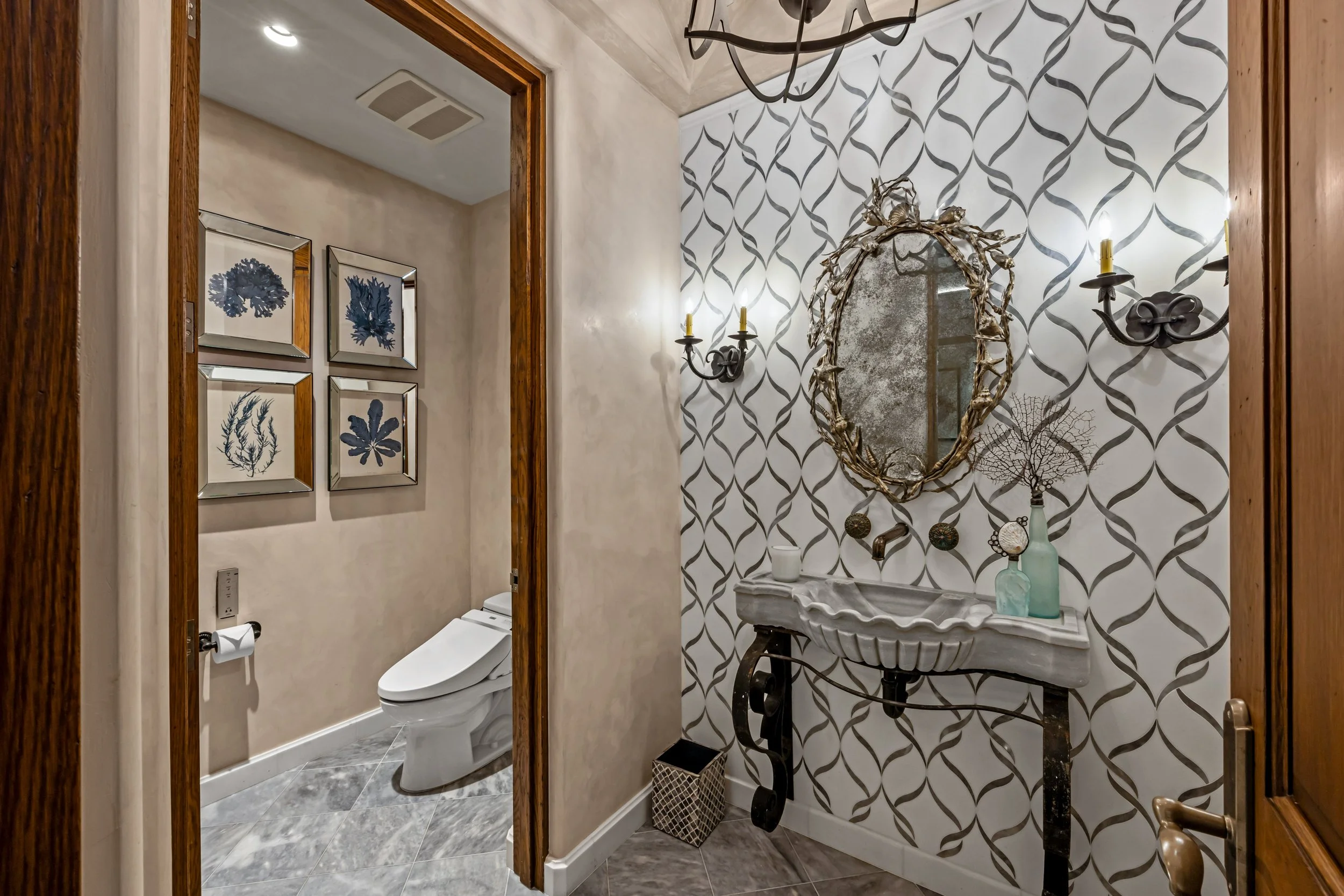 Main House-104.jpg