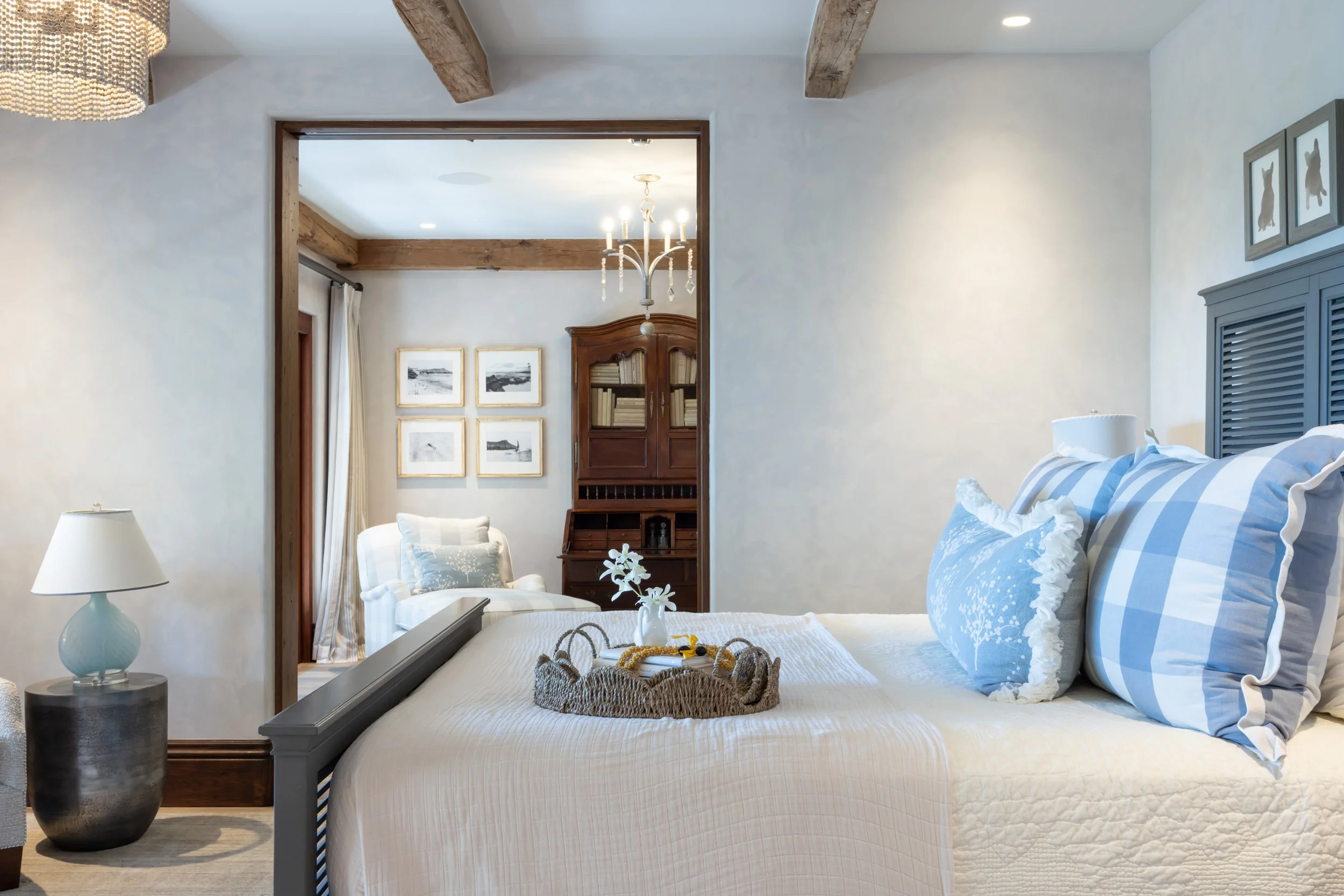 Guest House 2-20.jpg