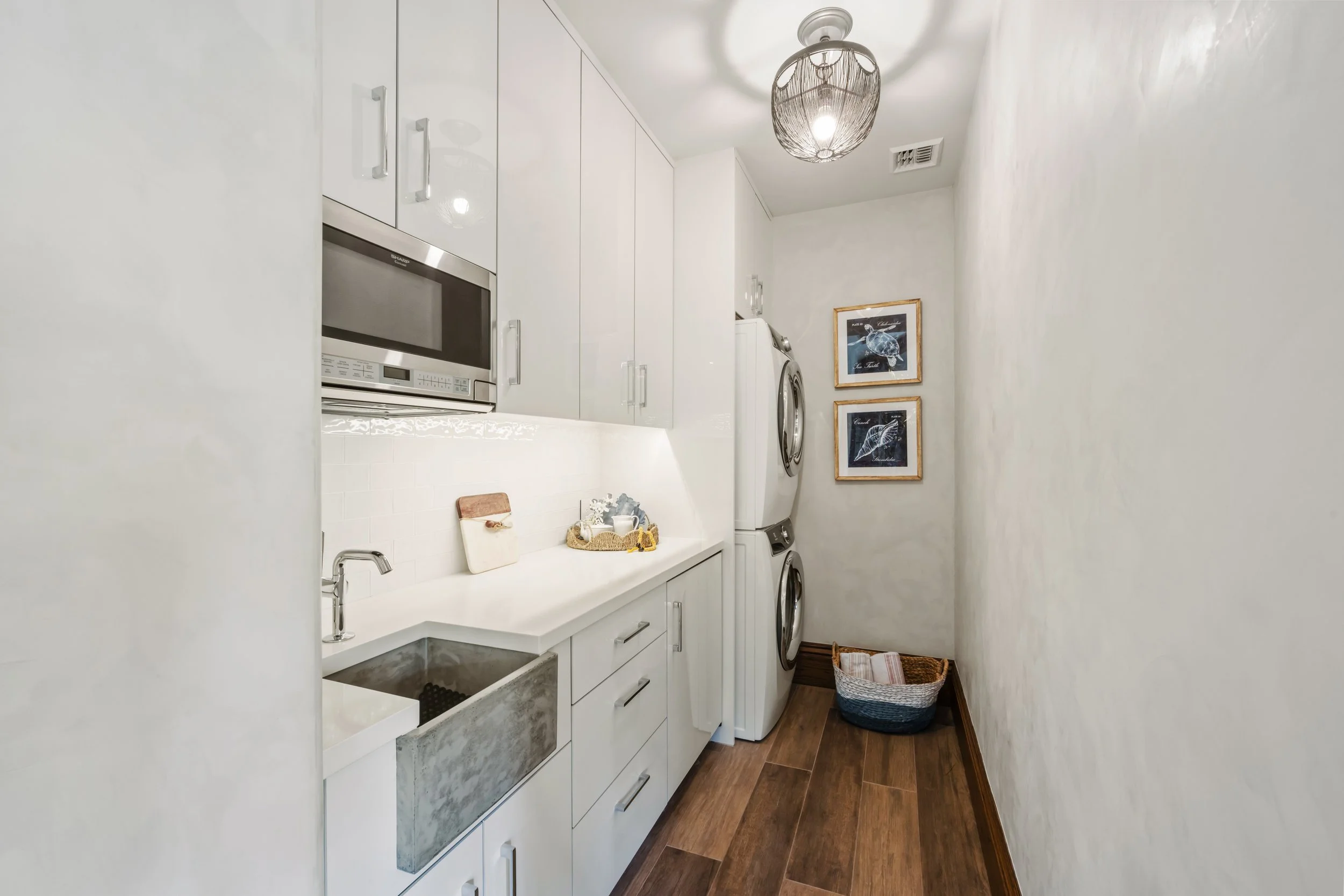 Guest House 2-28.jpg