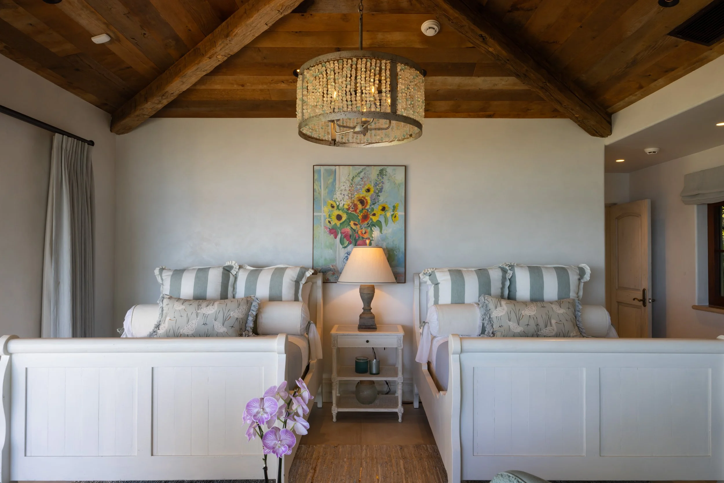 Guest House 1-20.jpg